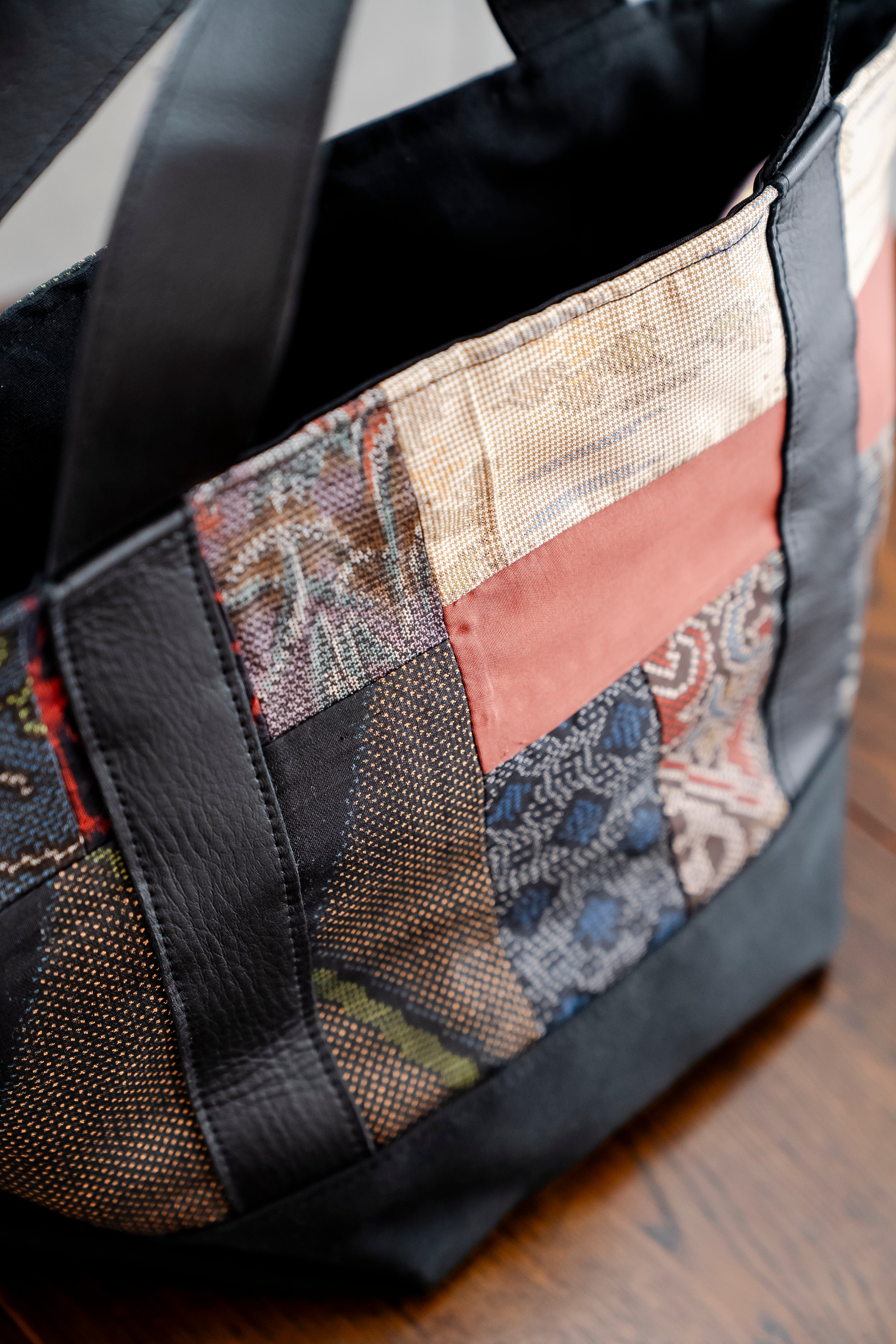 パッチワークバッグ　レザーバッグ K108