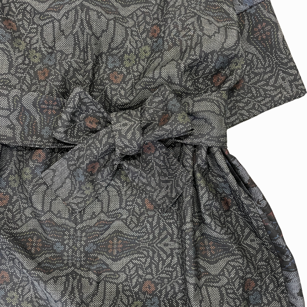 大島紬を使用した灰色のワンピース K192