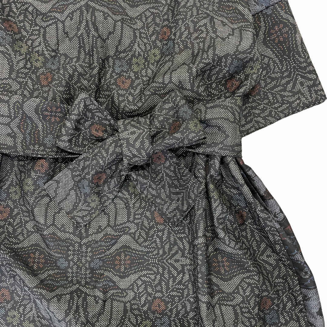 大島紬を使用した灰色のワンピース K192