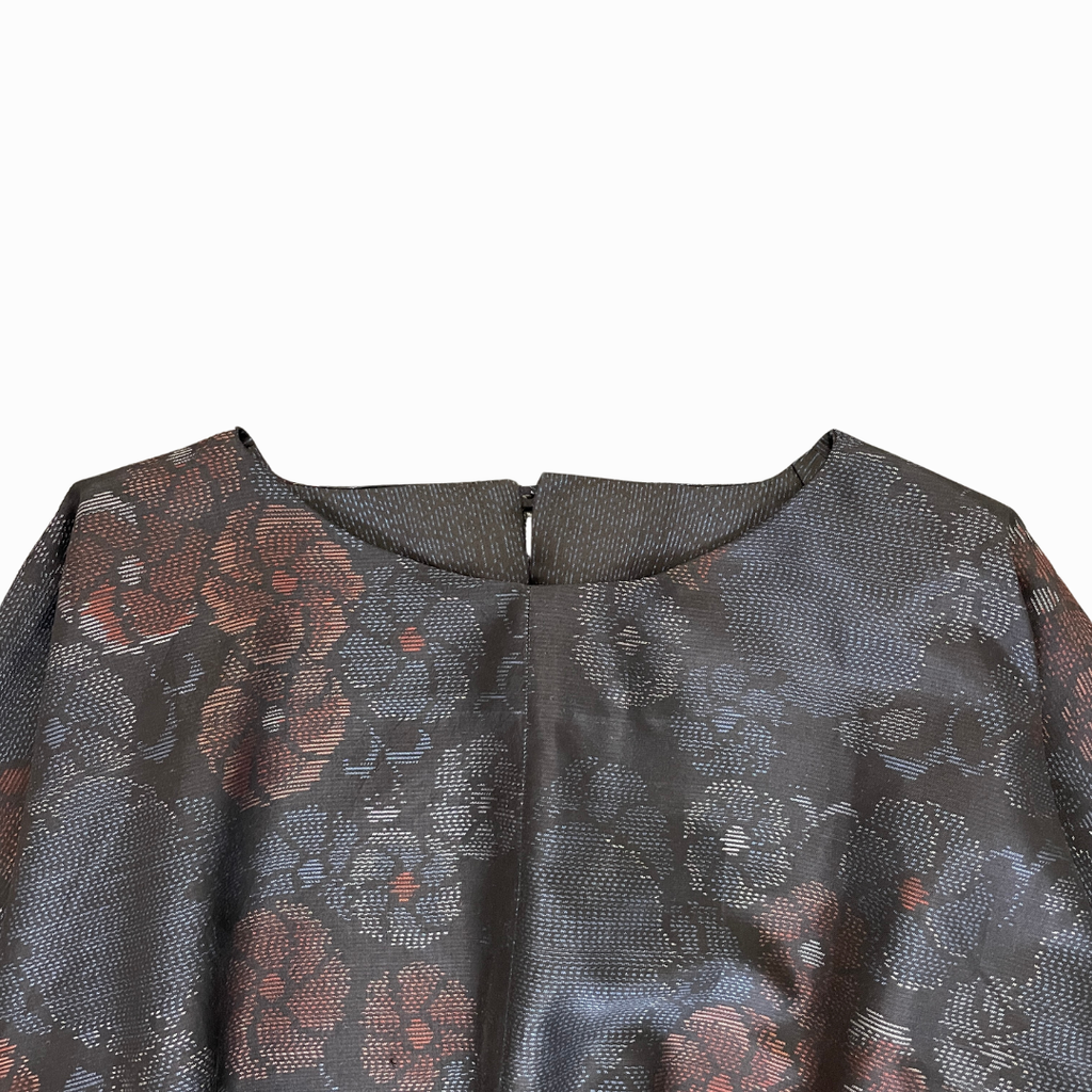 大島紬を使用した紺色のワンピース K176