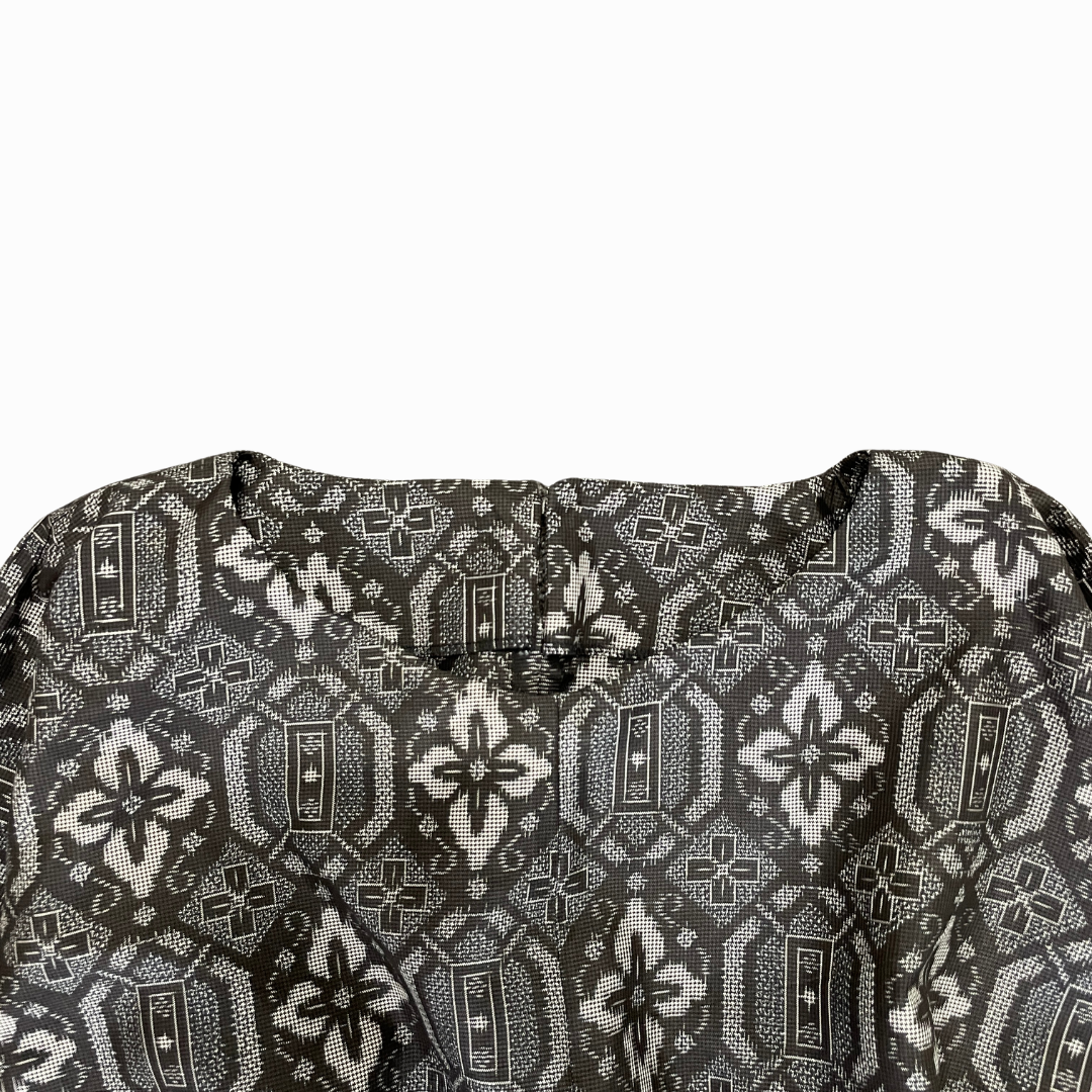 大島紬を使用した灰色のワンピース K190