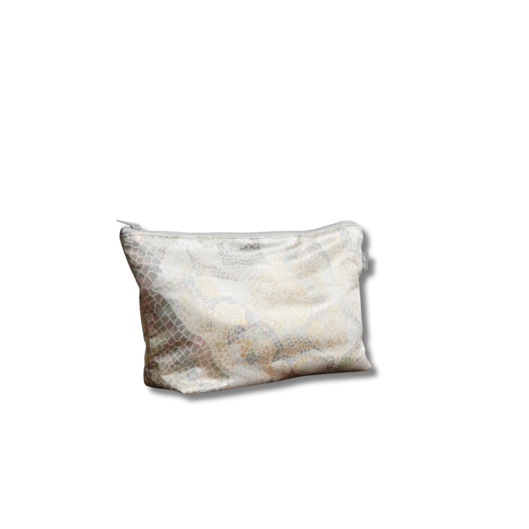 着物帯を使用したポーチ　K138