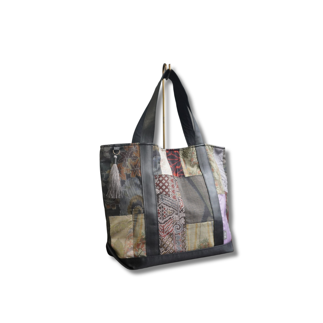 パッチワーク仕様のトートバッグ K147