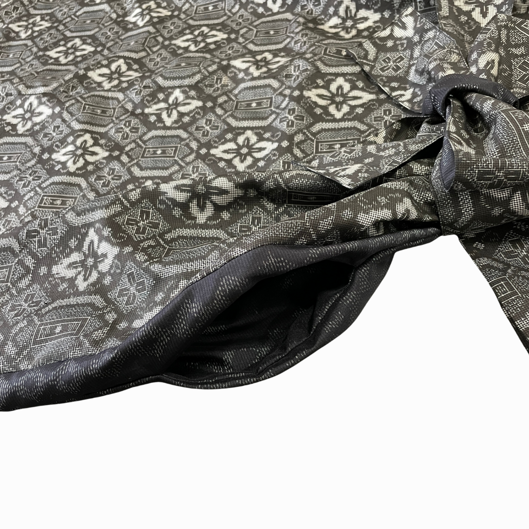 大島紬を使用した灰色のワンピース K190