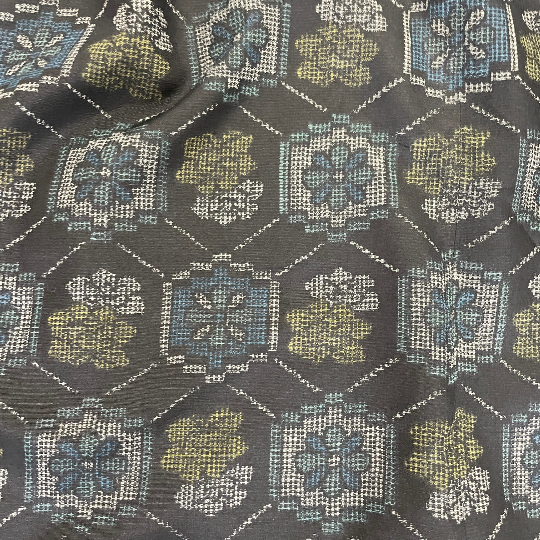 大島紬を使用した紺色のワンピース K191