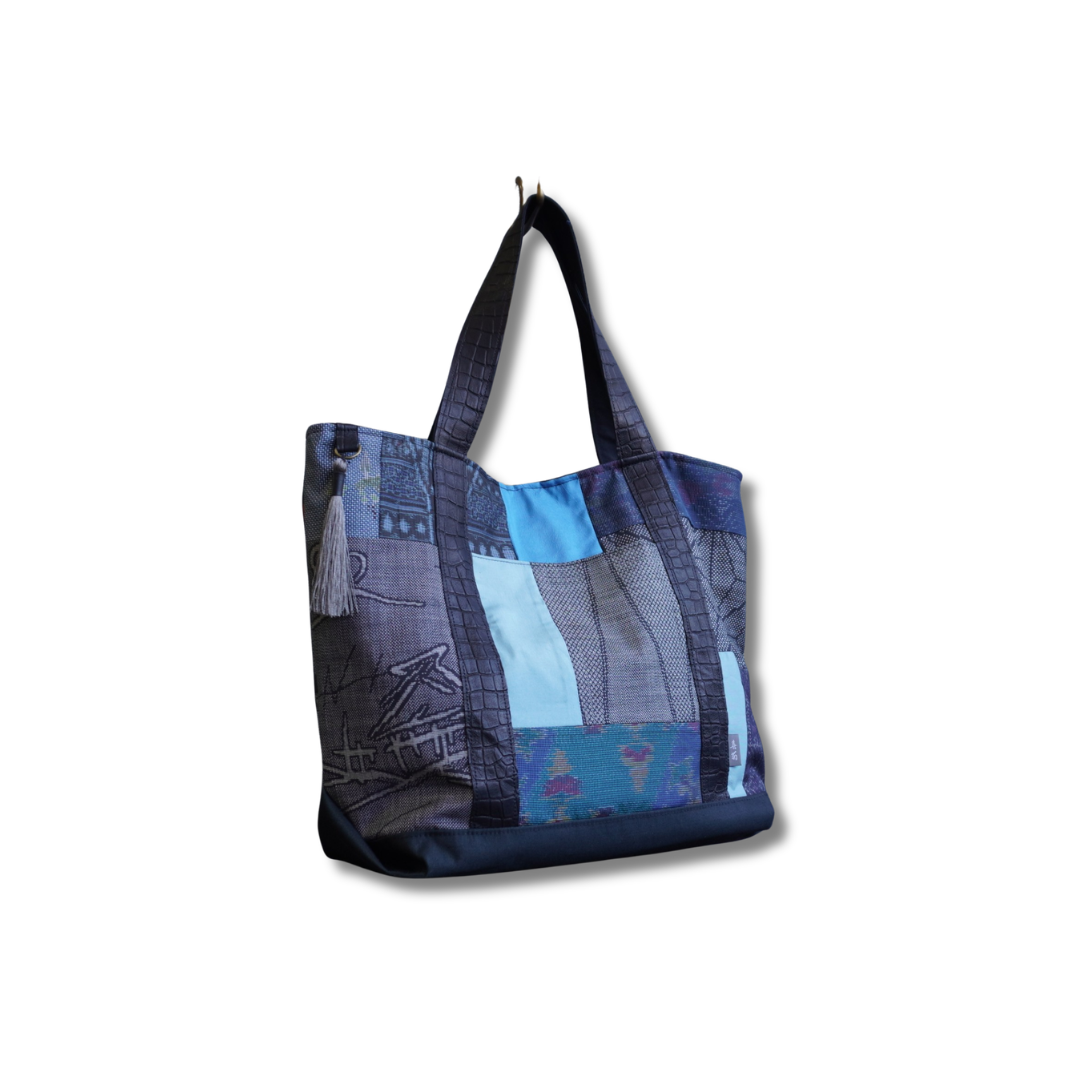 パッチワーク仕様のトートバッグ K204