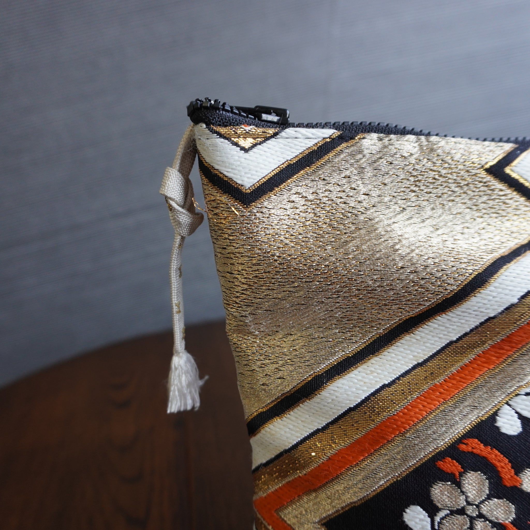 着物帯を使用したポーチ　K156