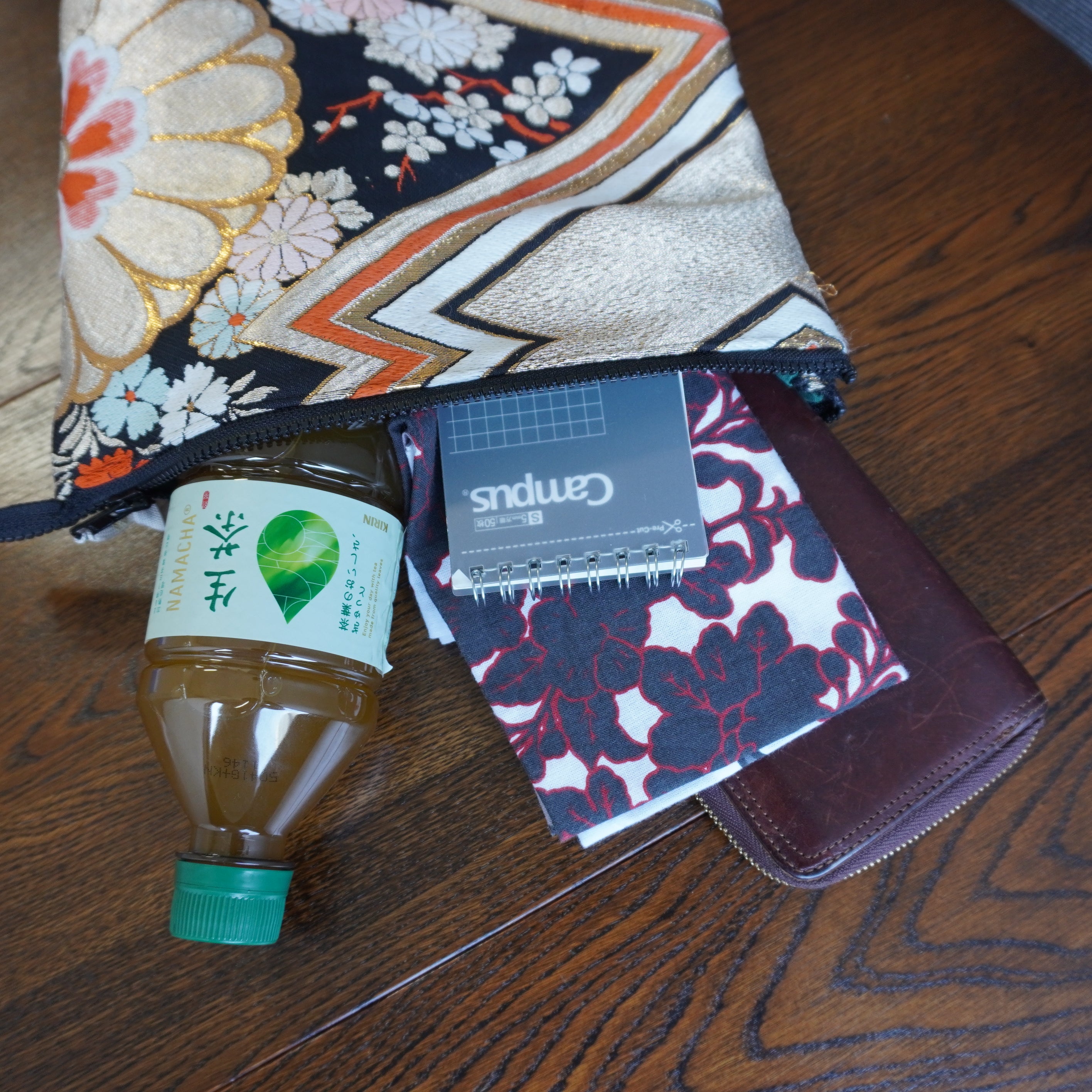 着物帯を使用したポーチ　K156