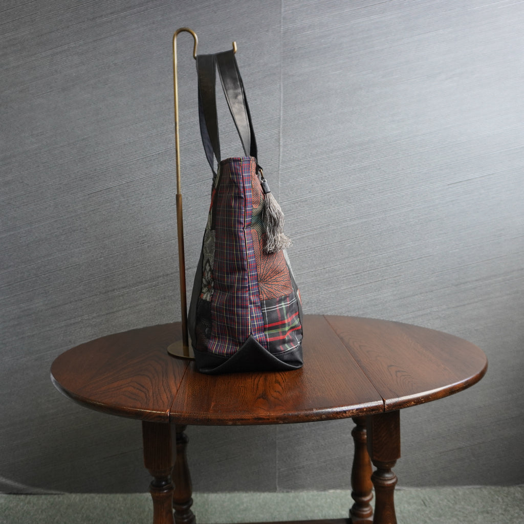 パッチワーク仕様のトートバッグ K157