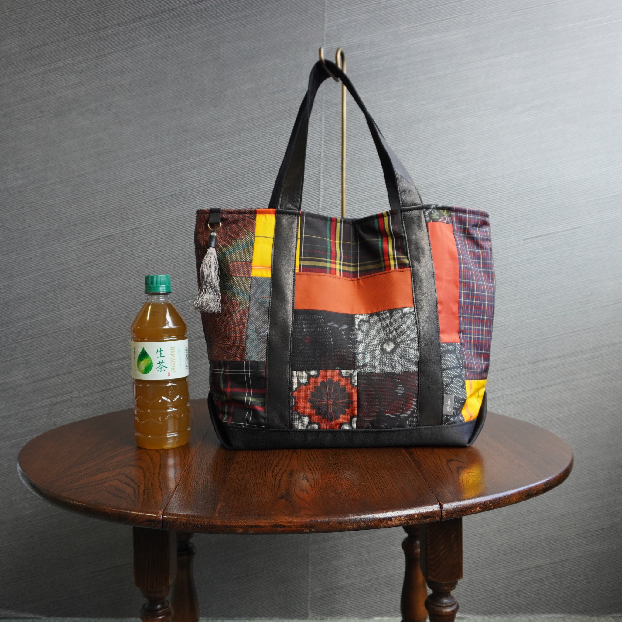 パッチワーク仕様のトートバッグ K157