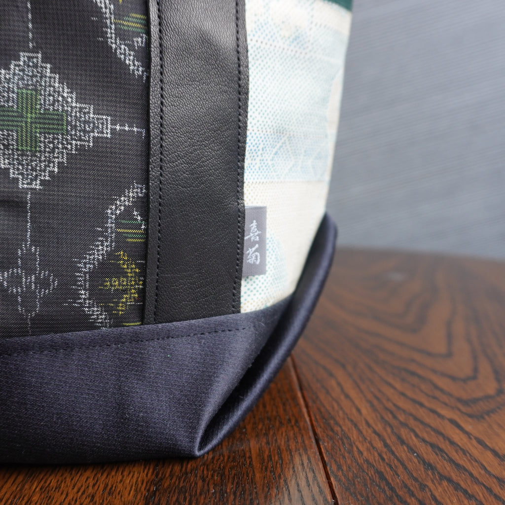 パッチワーク仕様のミニトートバッグ K158