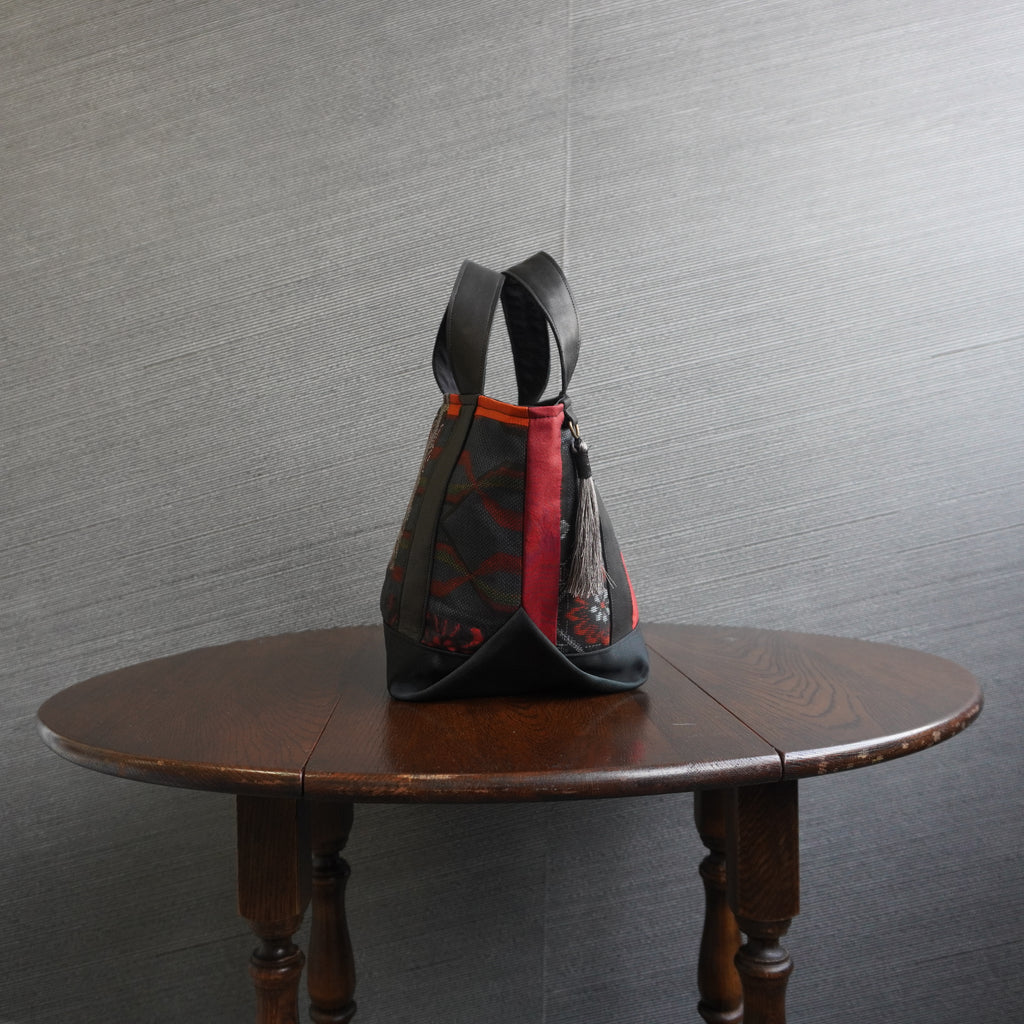 パッチワーク仕様のミニトートバッグ K159