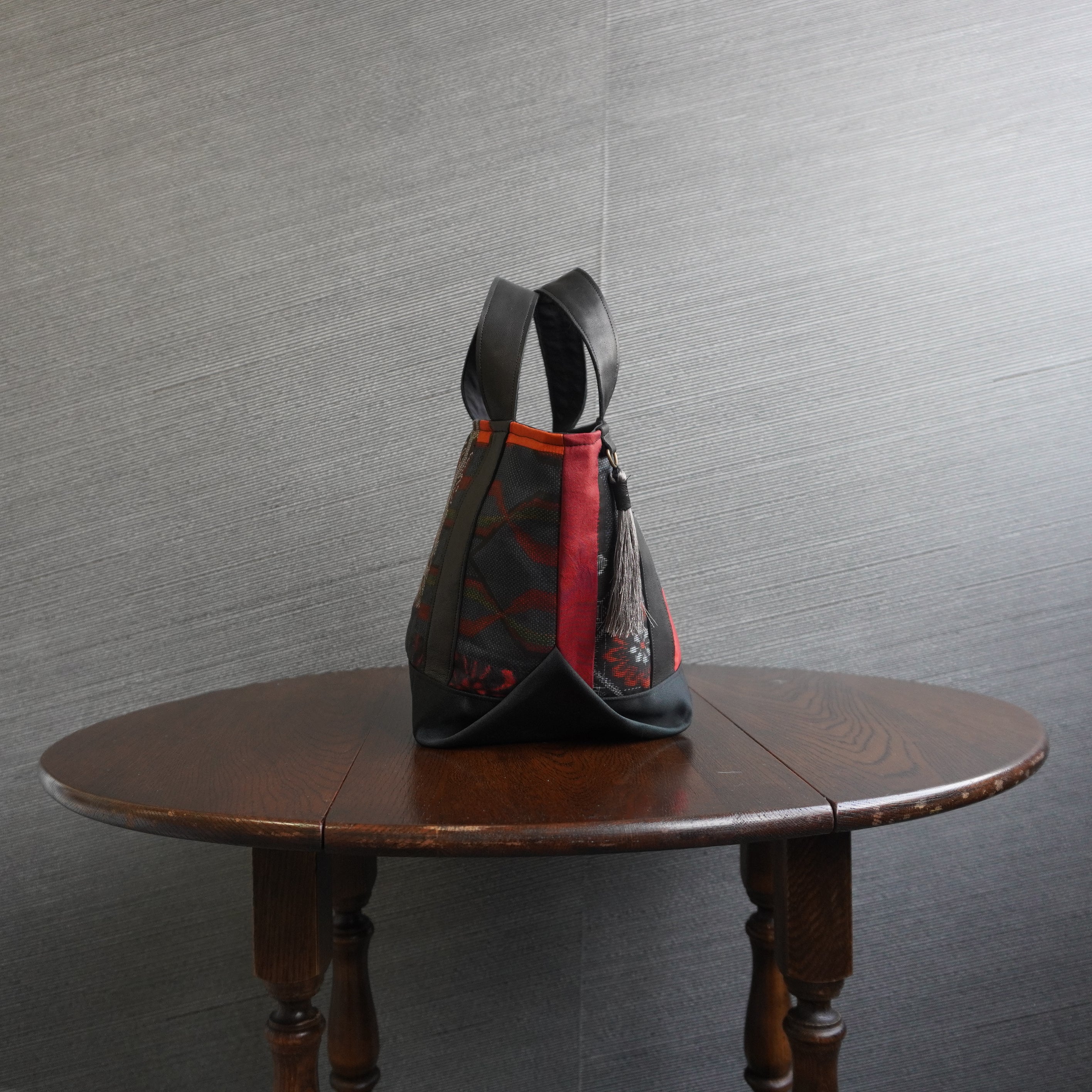 パッチワーク仕様のミニトートバッグ K159