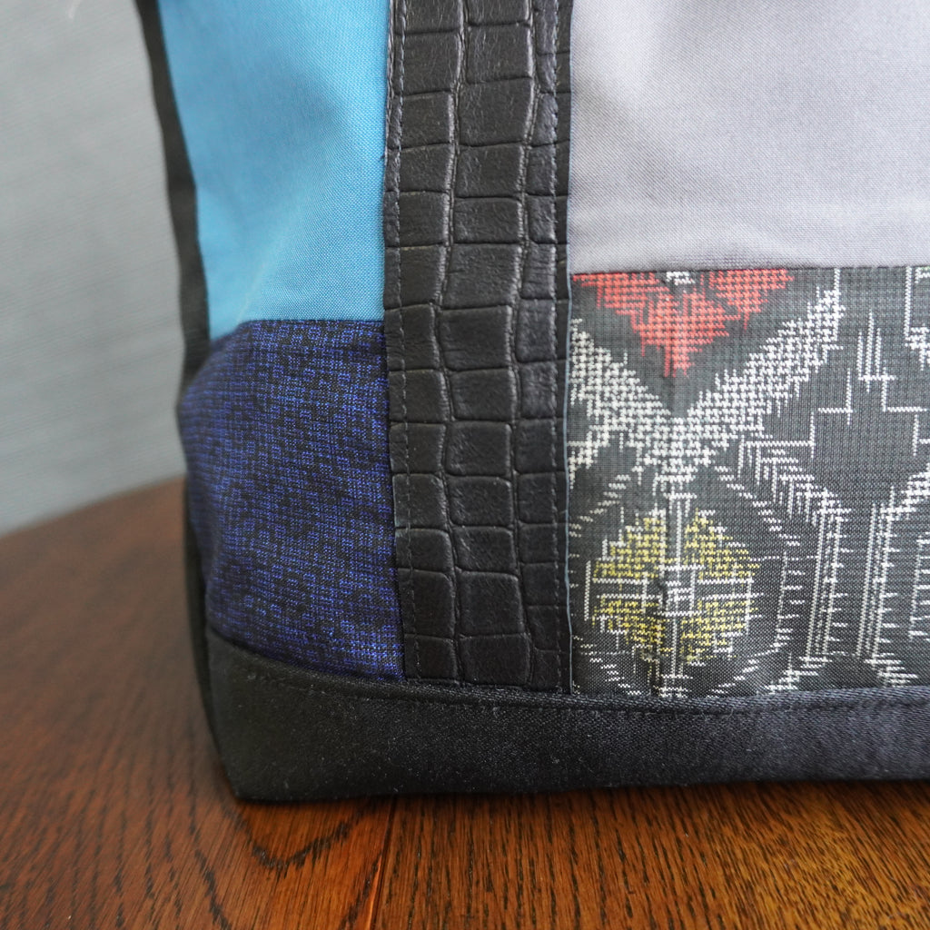 パッチワーク仕様のトートバッグ K163