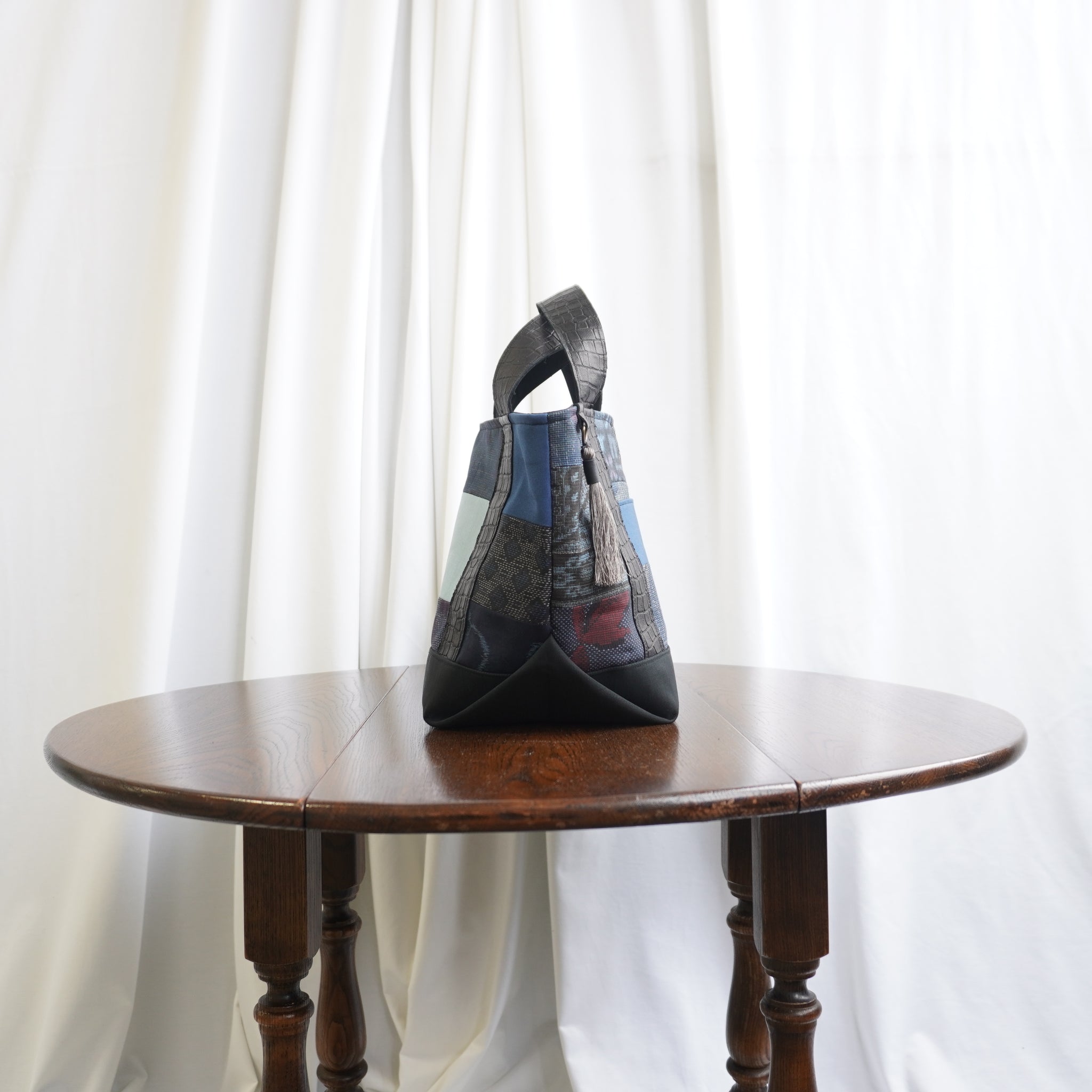 パッチワーク仕様のミニトートバッグ　K242