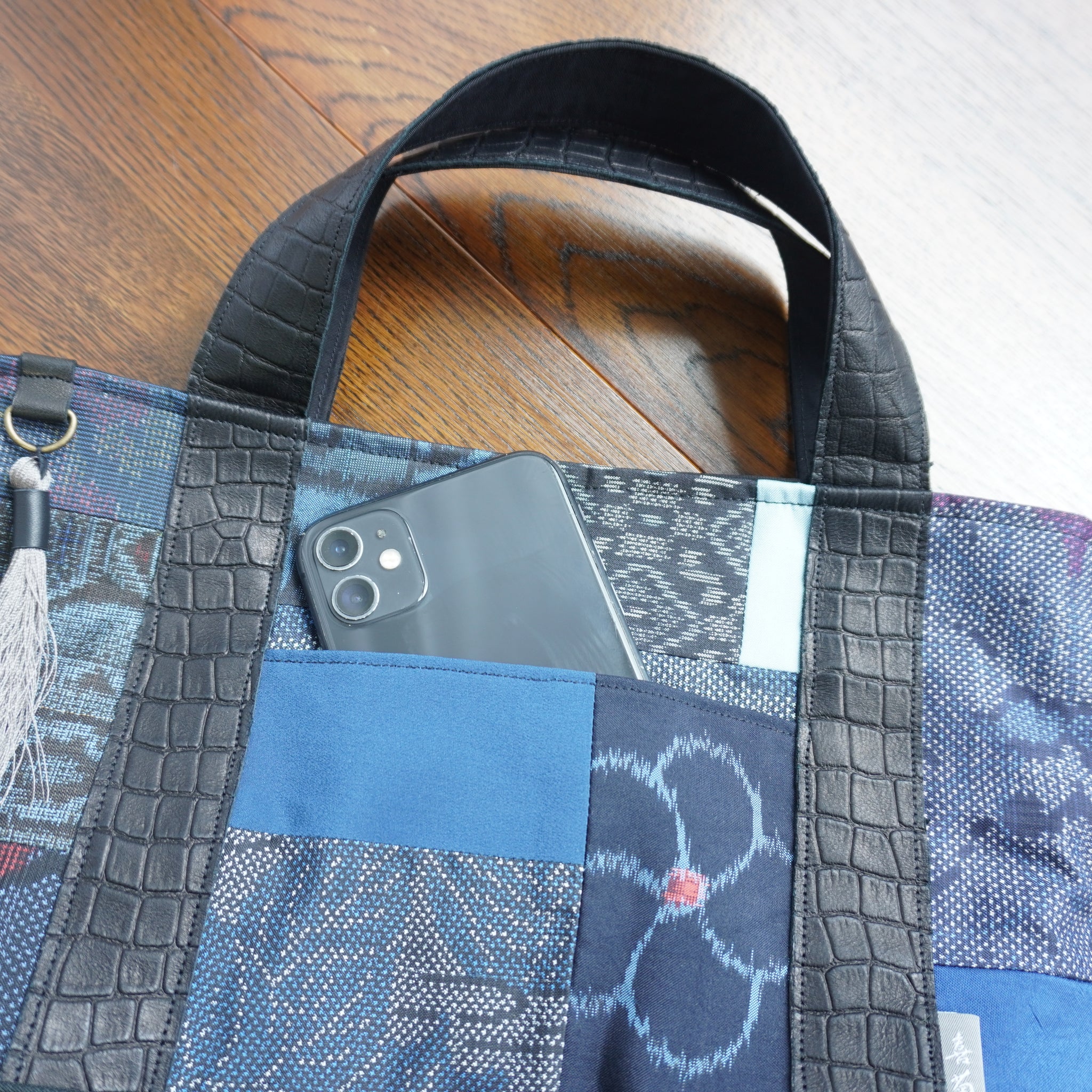 パッチワーク仕様のミニトートバッグ　K242