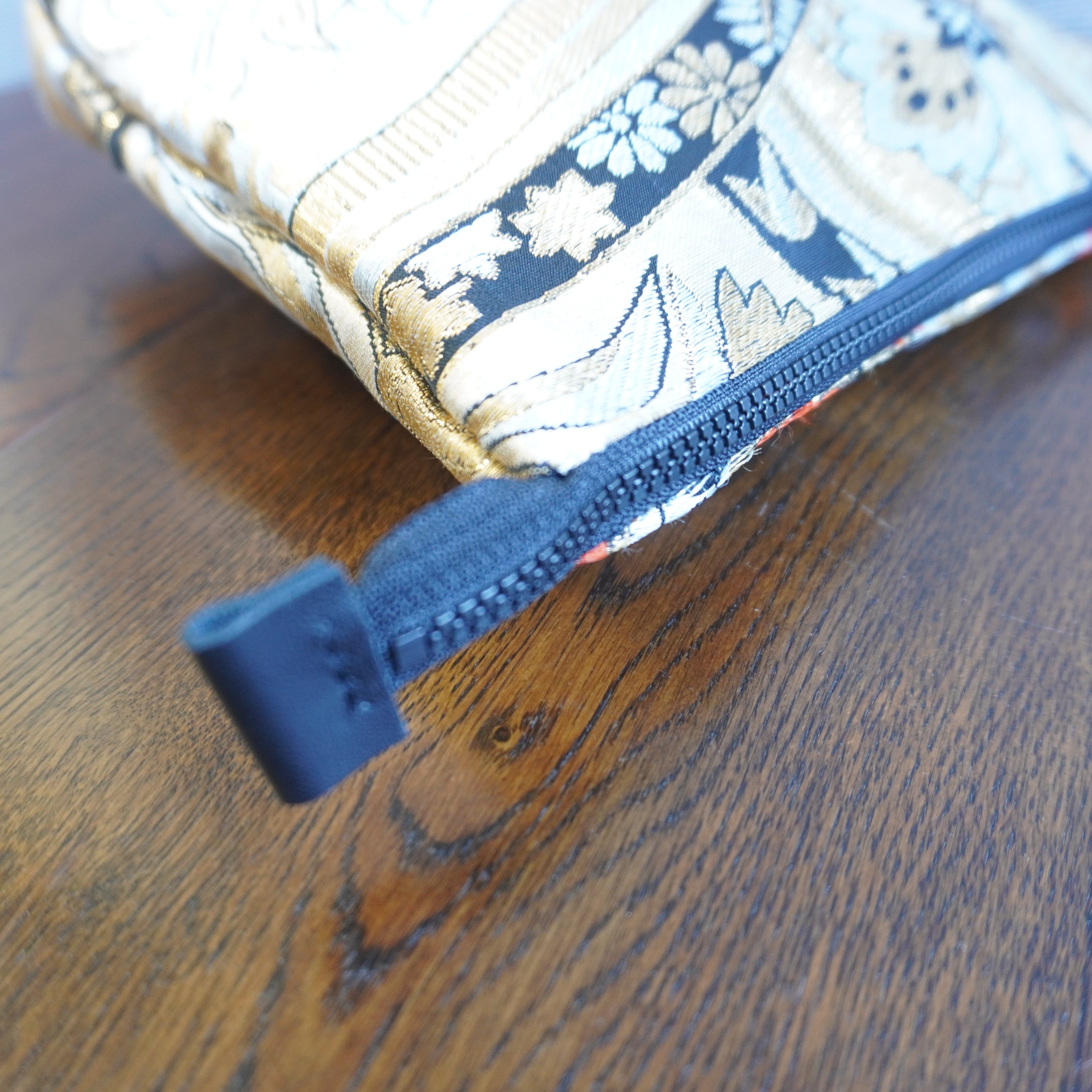 着物帯を使用したポーチ　K227