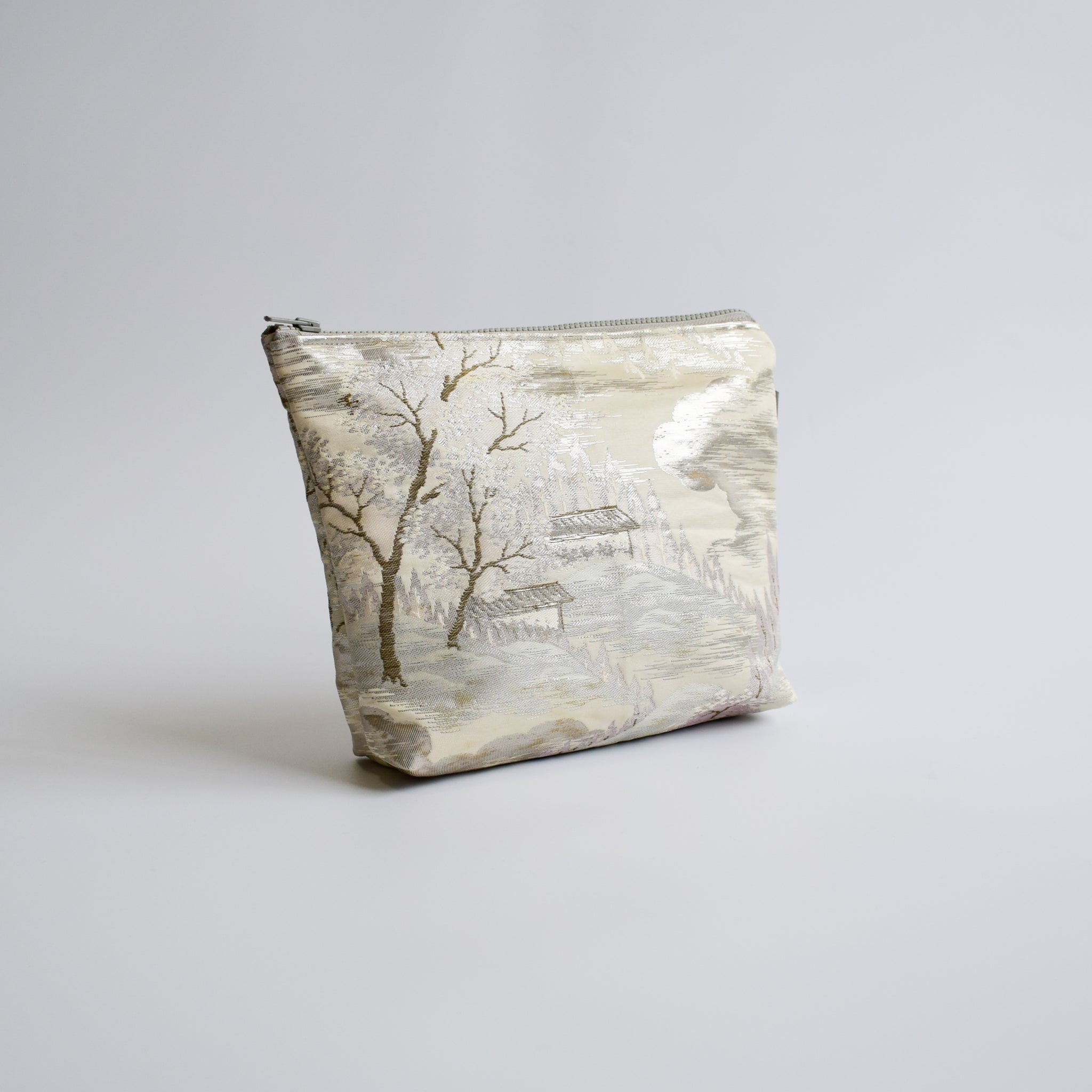 Pouch using kimono obi K228