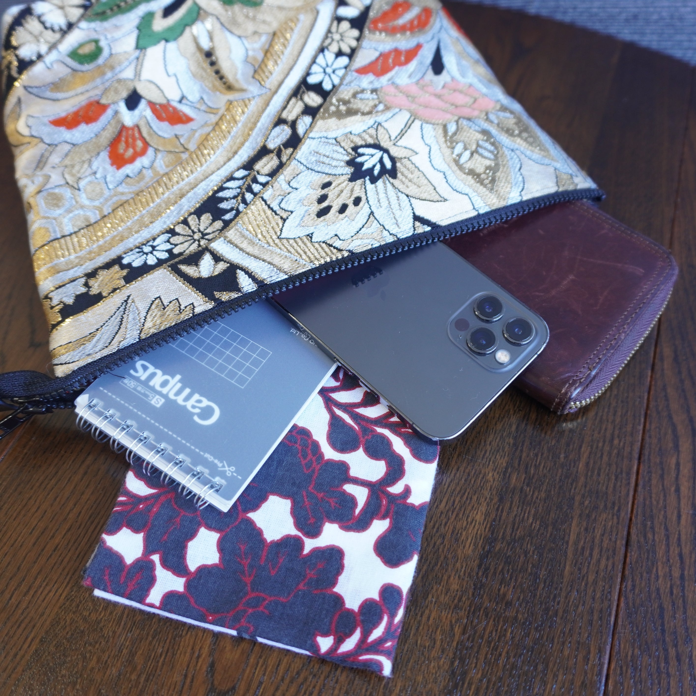 着物帯を使用したポーチ　K227