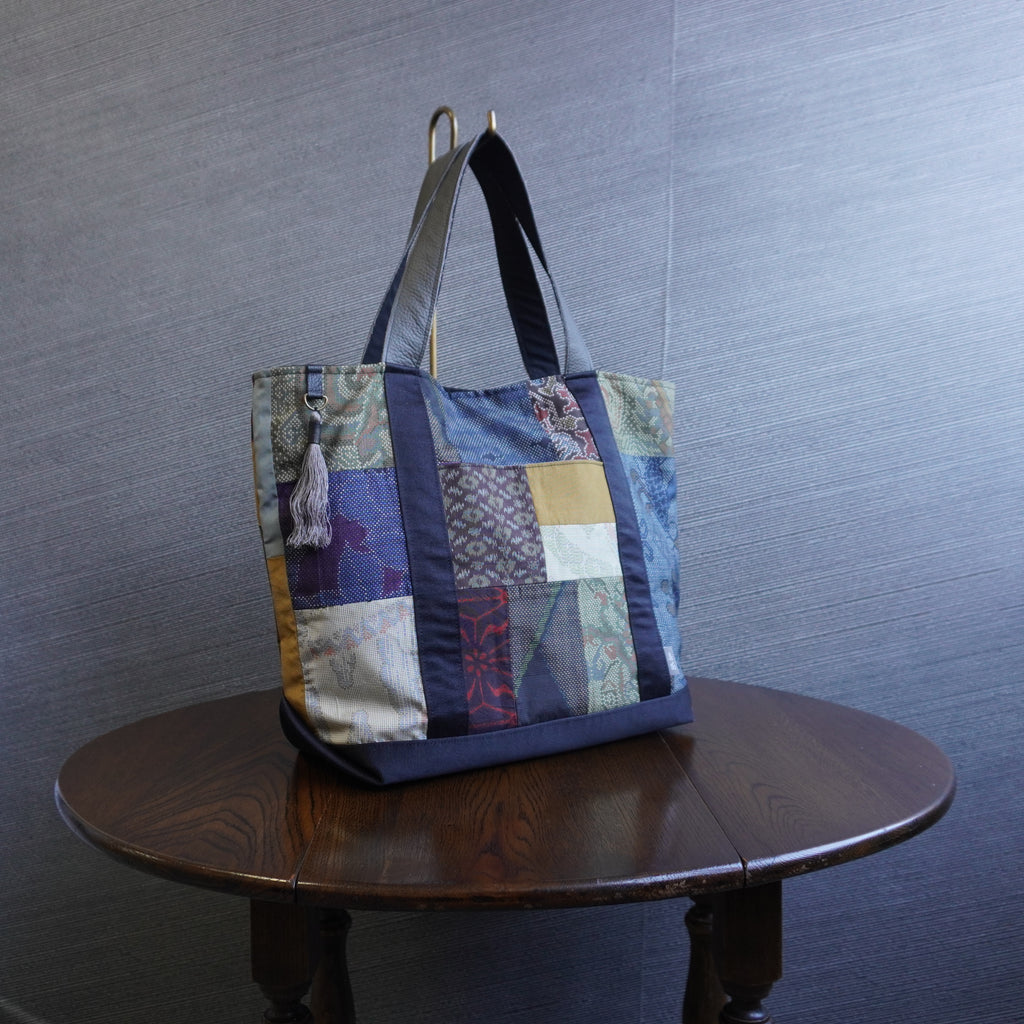 パッチワーク仕様のトートバッグ K179