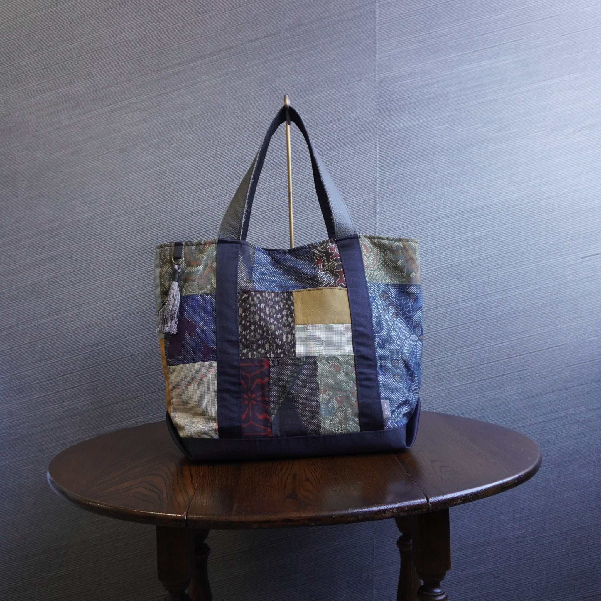 パッチワーク仕様のトートバッグ K179