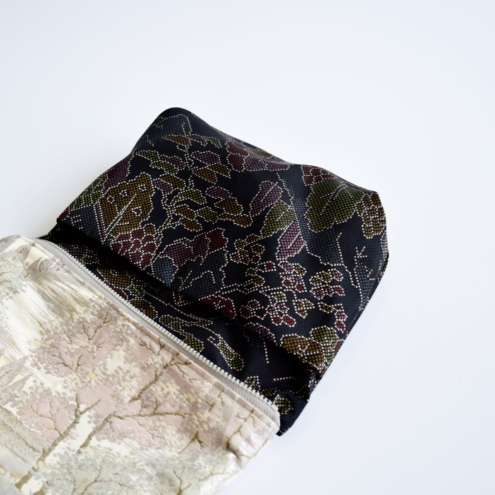 Pouch using kimono obi K228