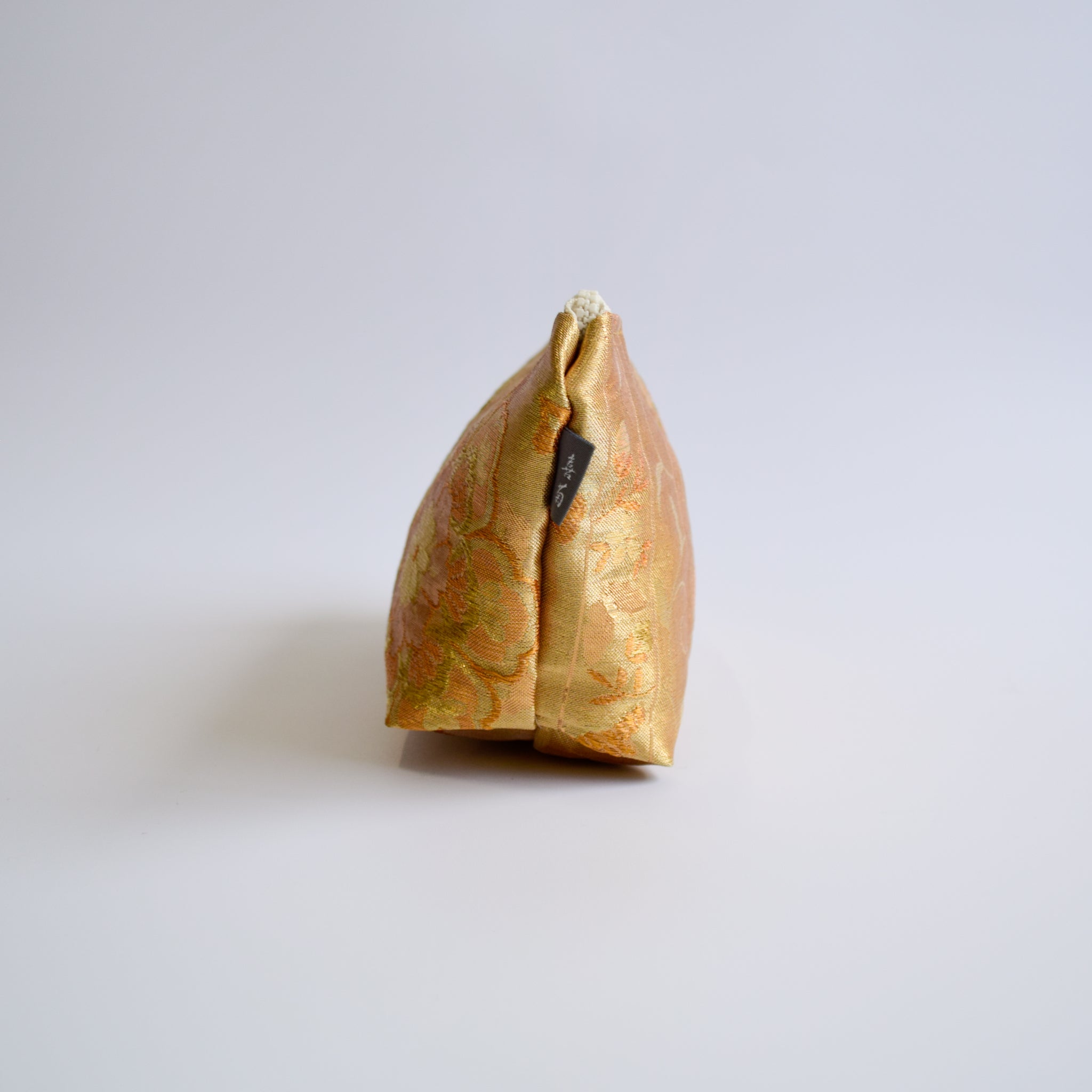 Pouch using kimono obi K228