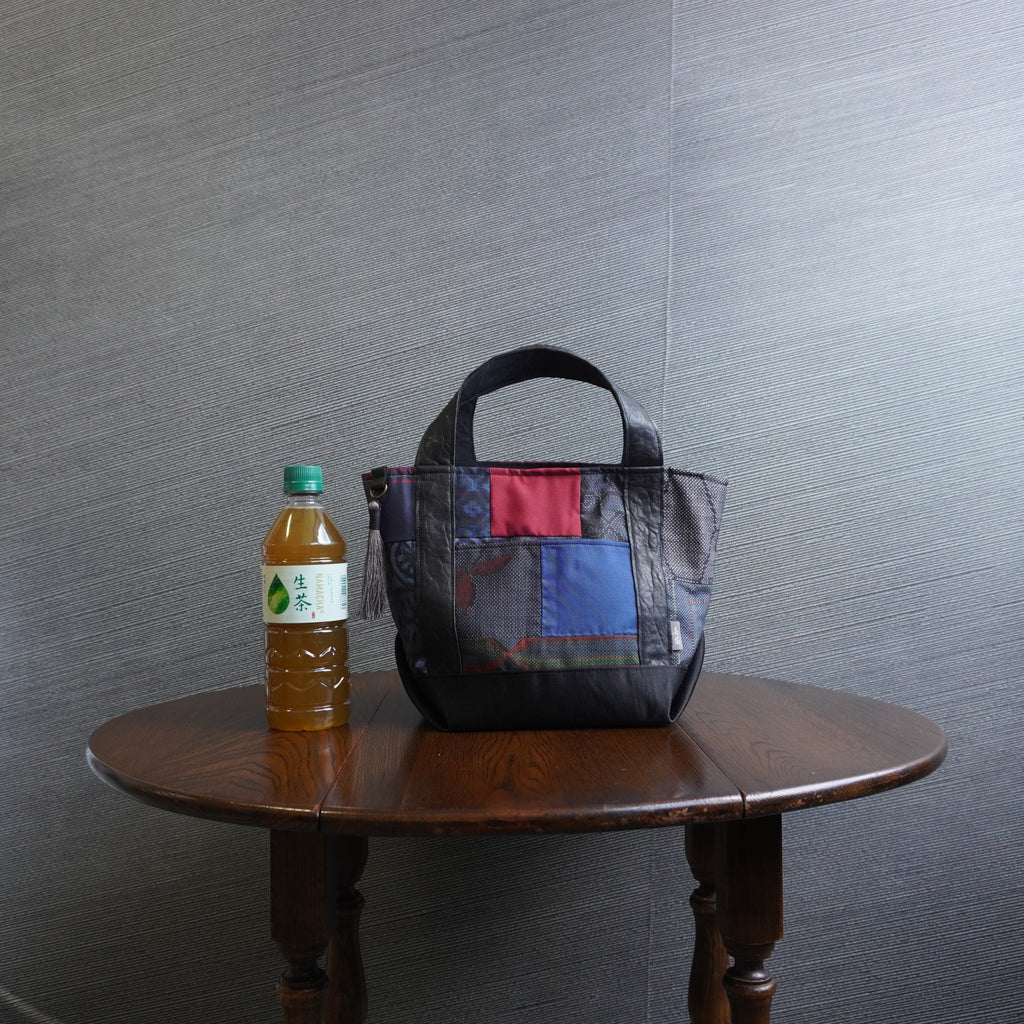 パッチワーク仕様のミニトートバッグ K181