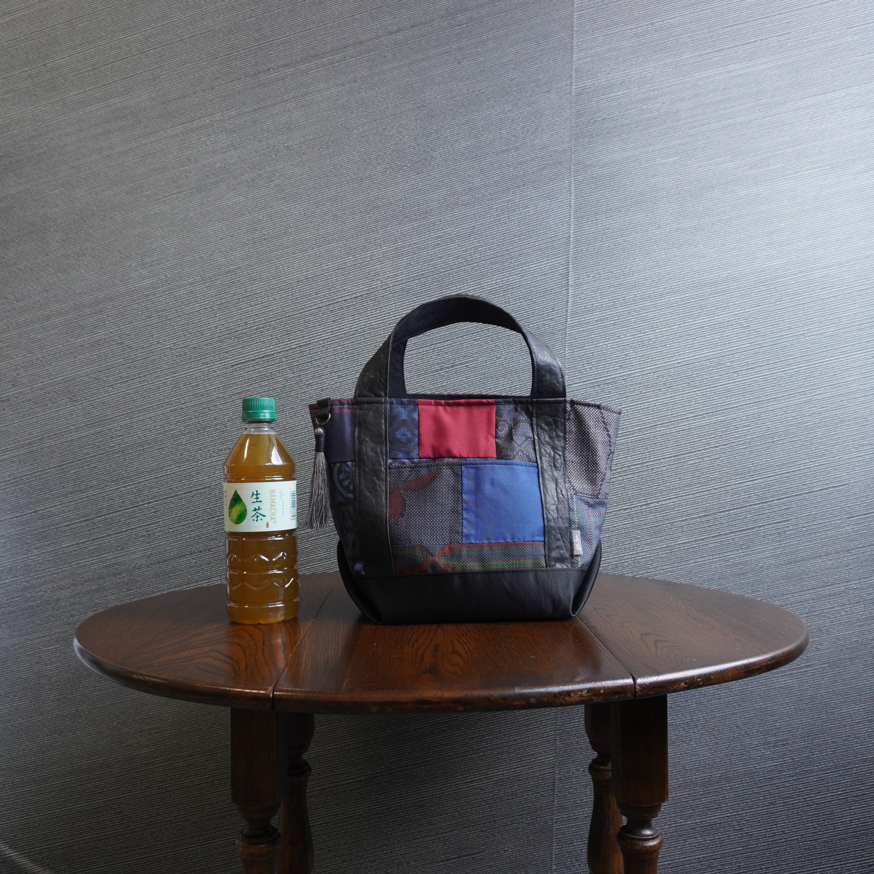 パッチワーク仕様のミニトートバッグ K181