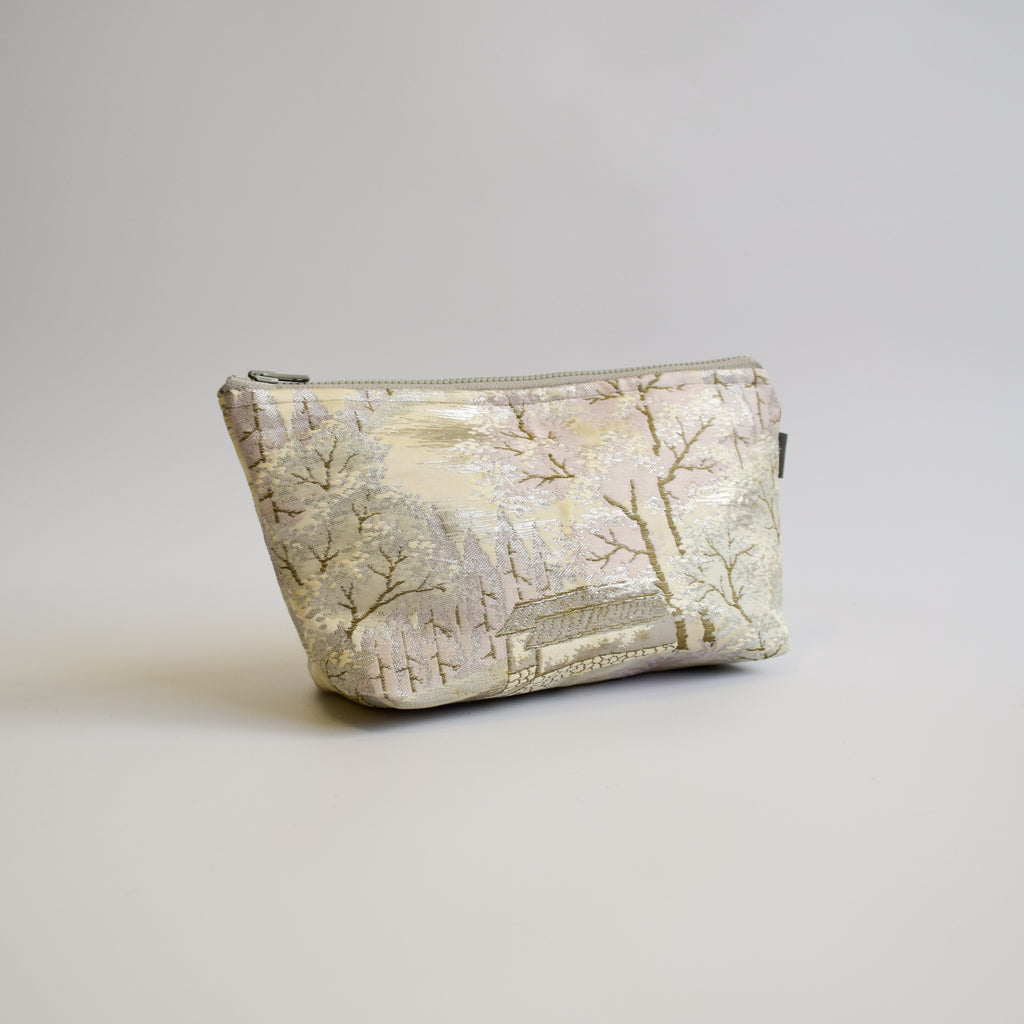 Pouch using kimono obi K228