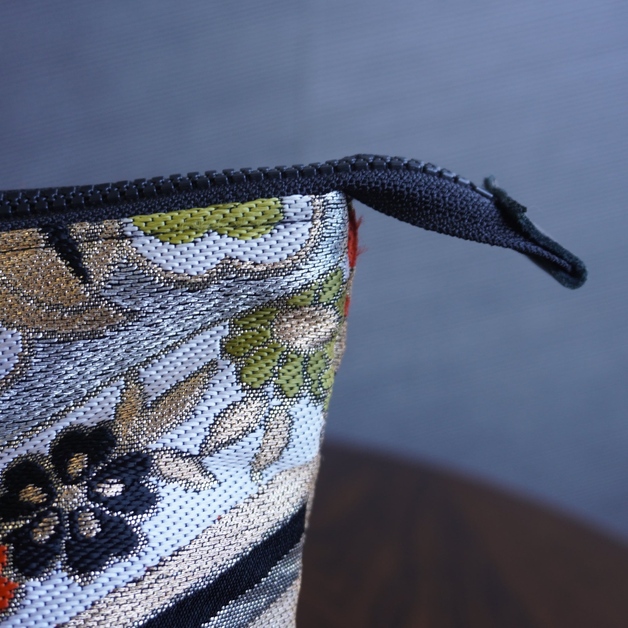 着物帯を使用したポーチ　R254