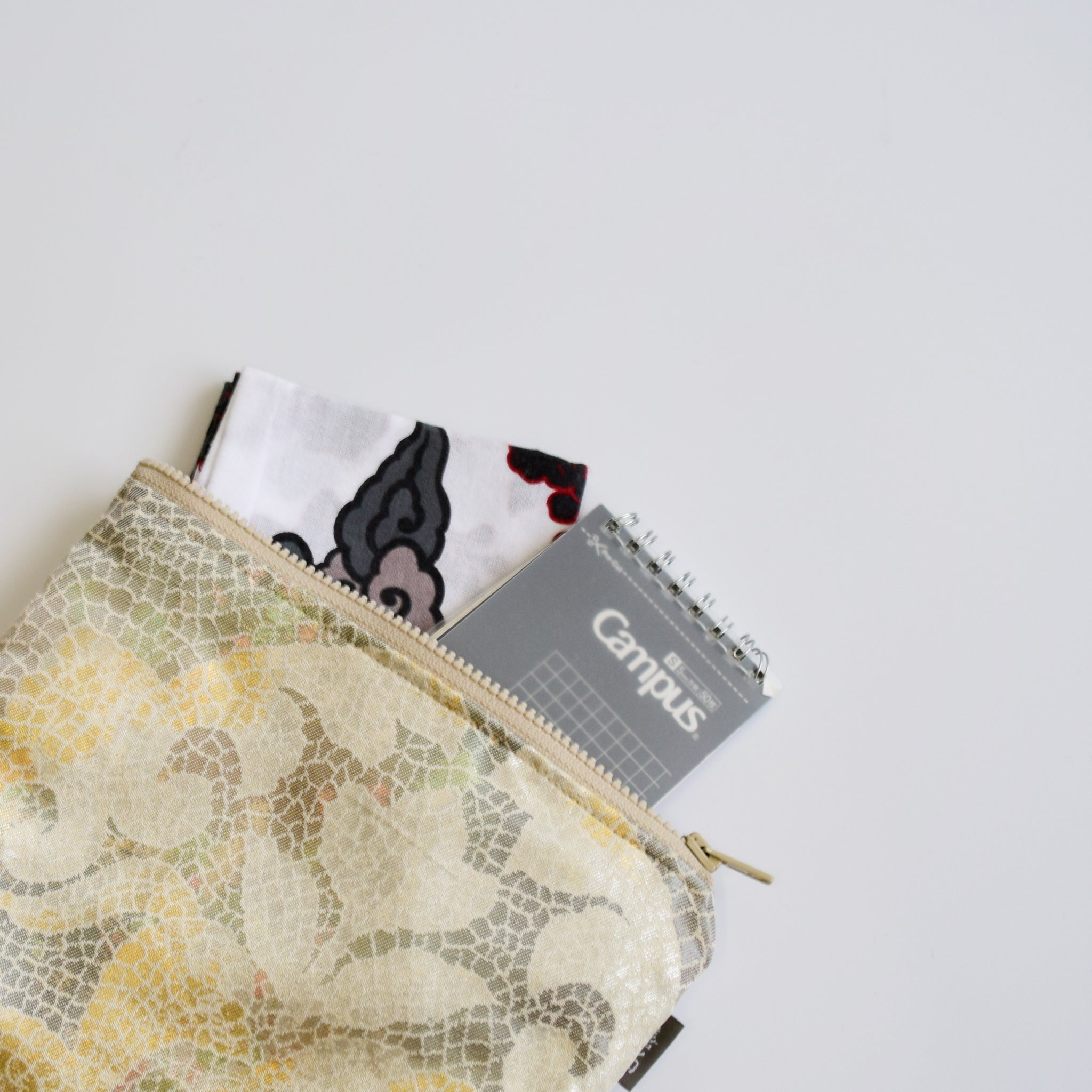 Pouch using kimono obi K228