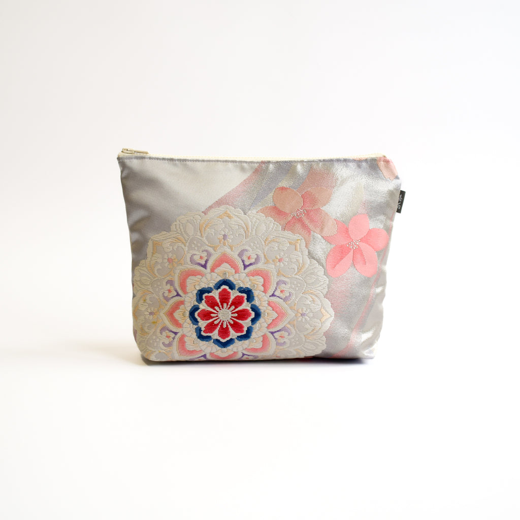 Pouch using kimono obi K228