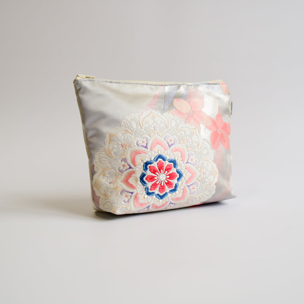 Pouch using kimono obi K228
