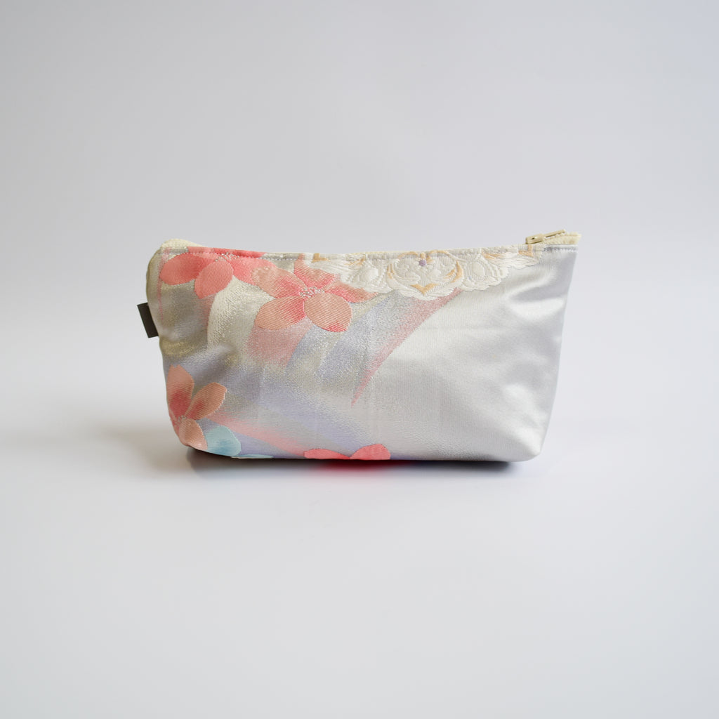 Pouch using kimono obi K228