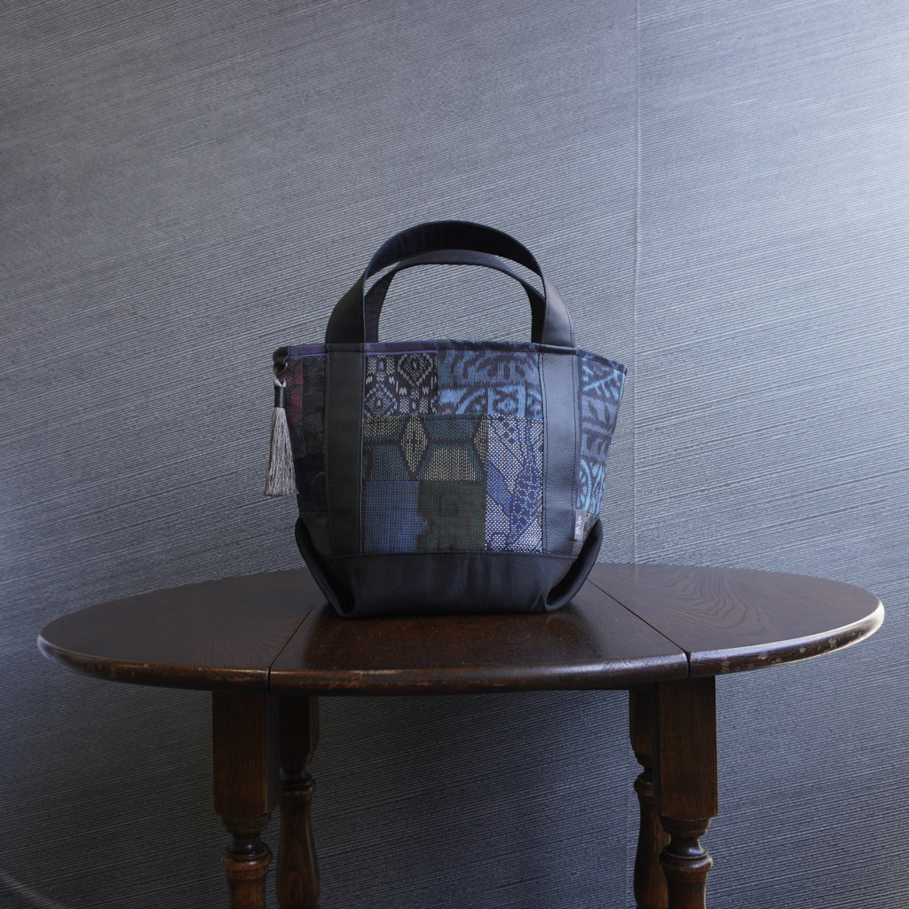 パッチワーク仕様のミニトートバッグ K185