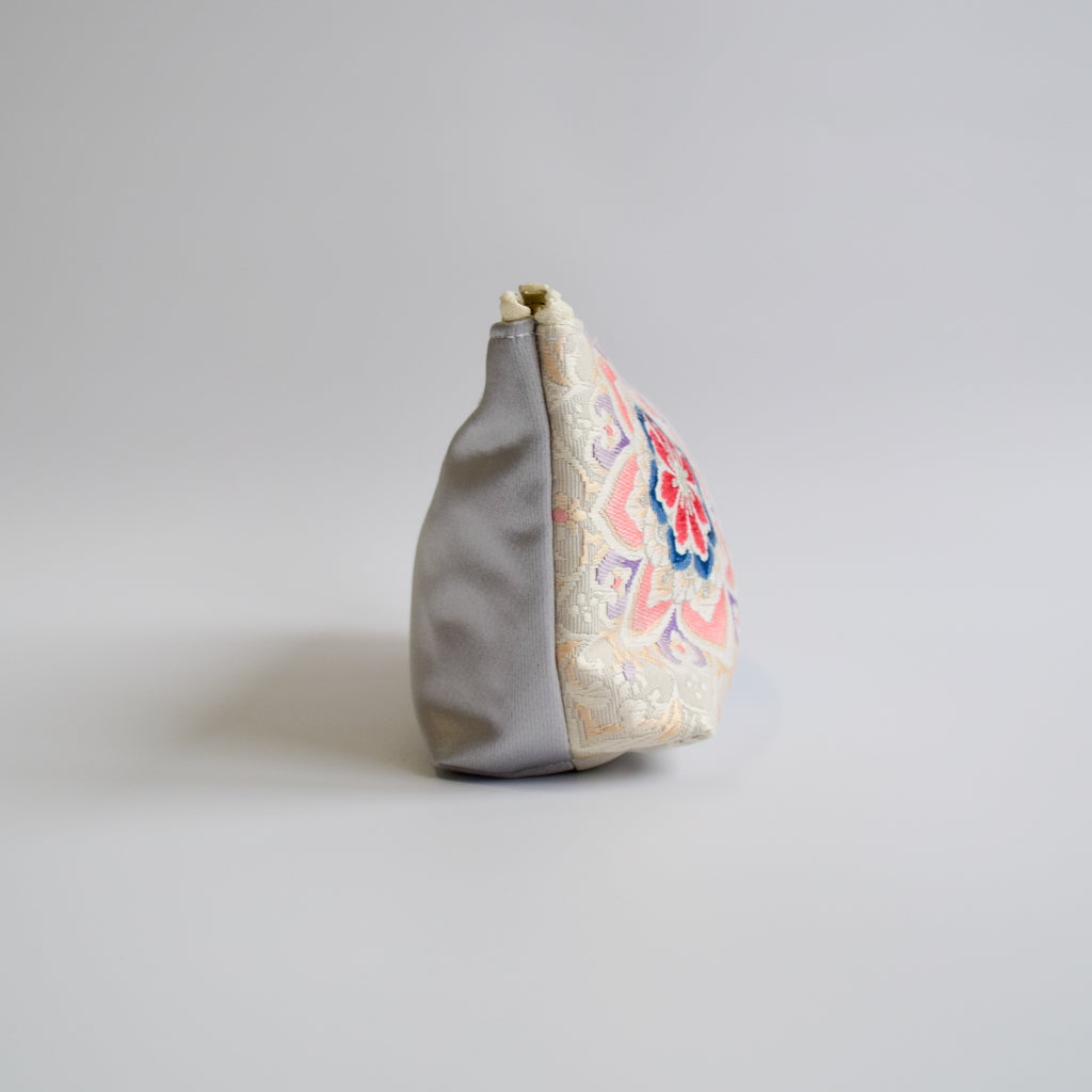 Pouch using kimono obi K228