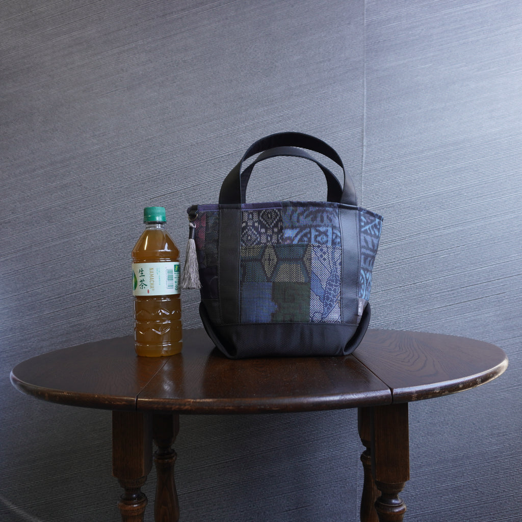 パッチワーク仕様のミニトートバッグ K185