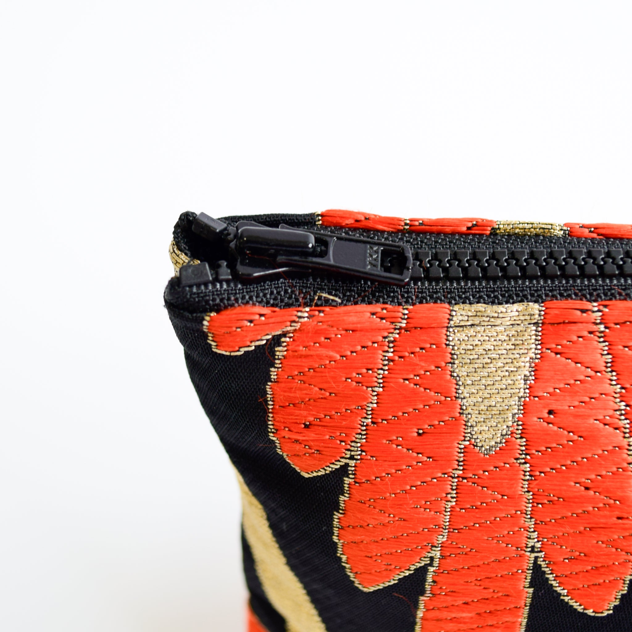 Pouch using kimono obi K228