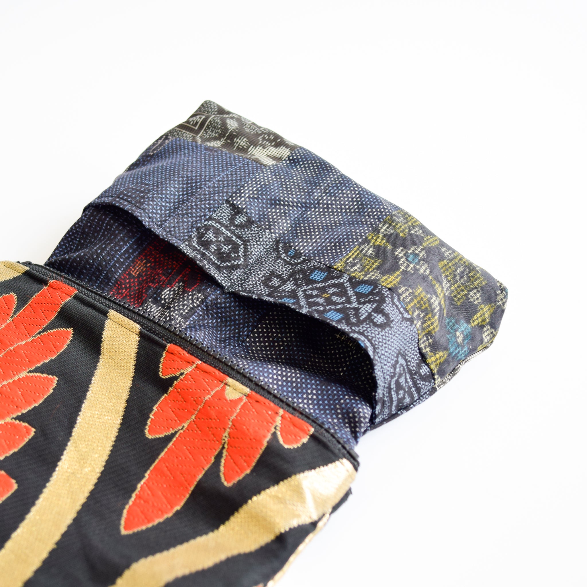 Pouch using kimono obi K228