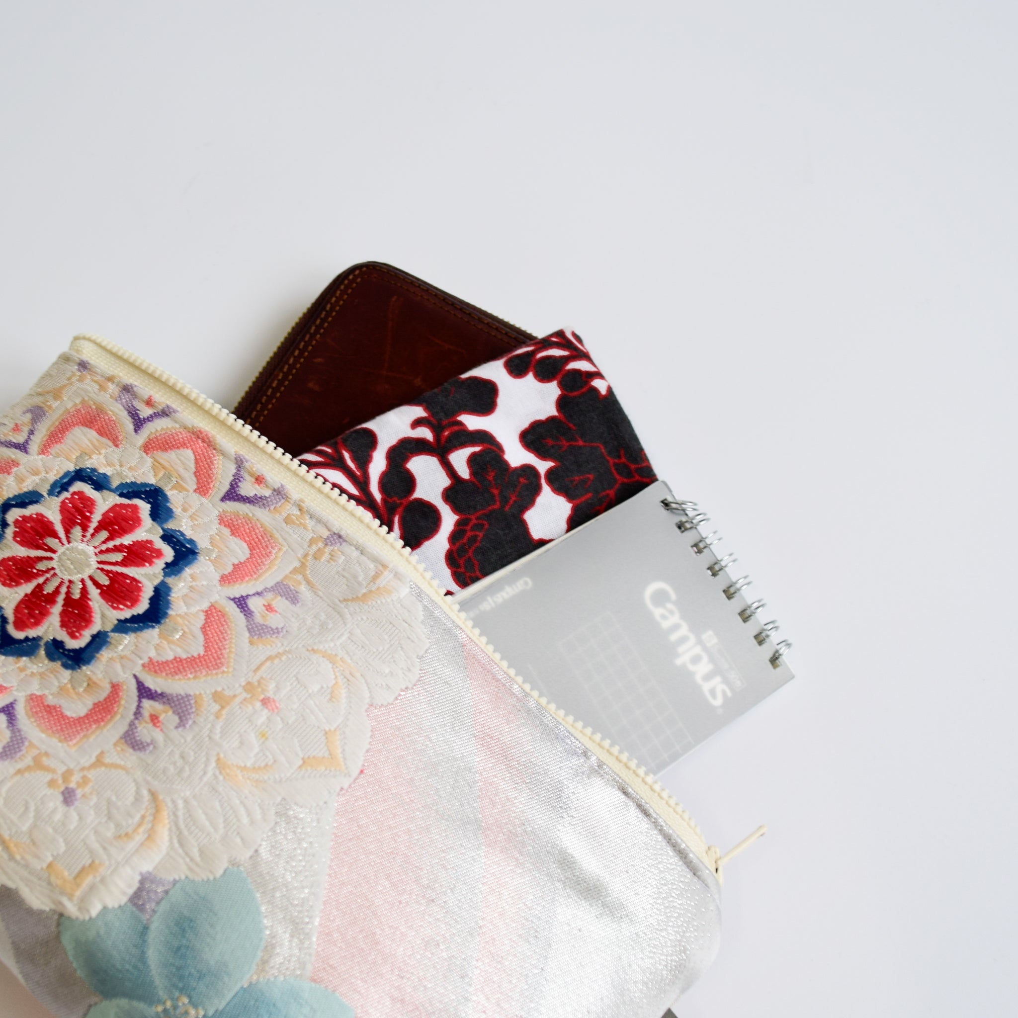 Pouch using kimono obi K228