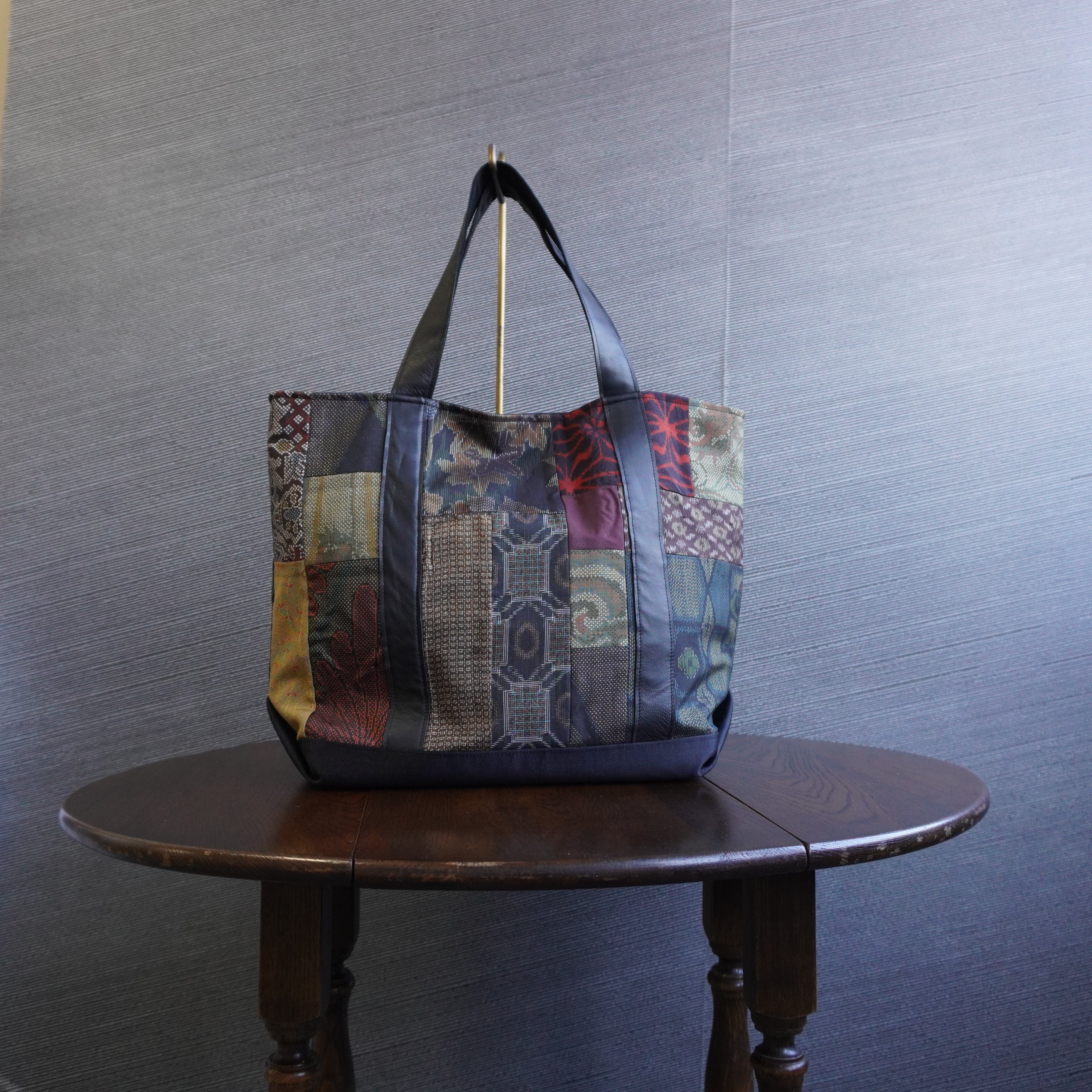 パッチワーク仕様のトートバッグ K187