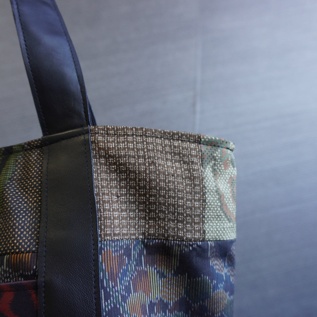 パッチワーク仕様のトートバッグ K187