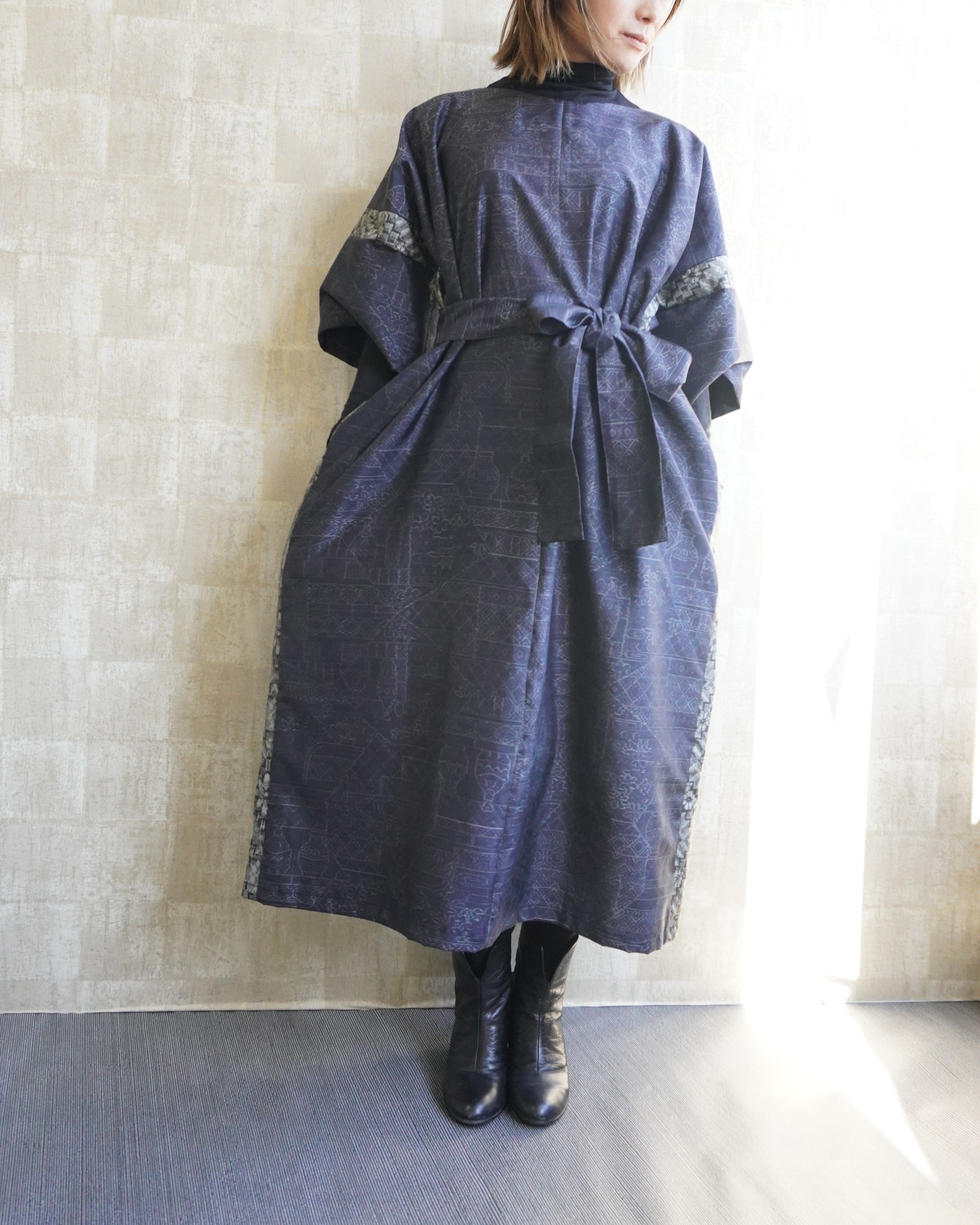 大島紬を使用した群青色のワンピース K188
