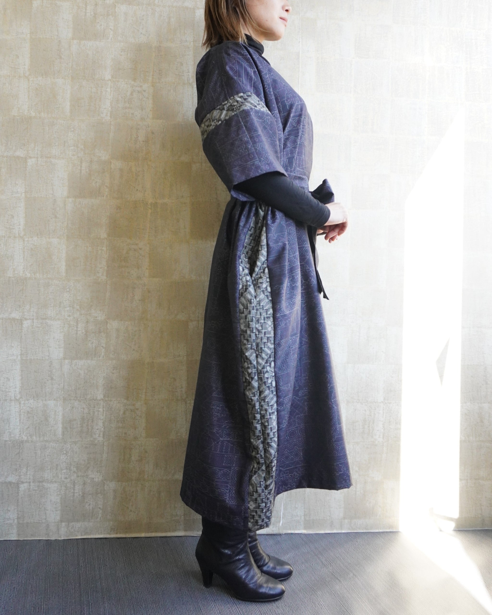 大島紬を使用した群青色のワンピース K188