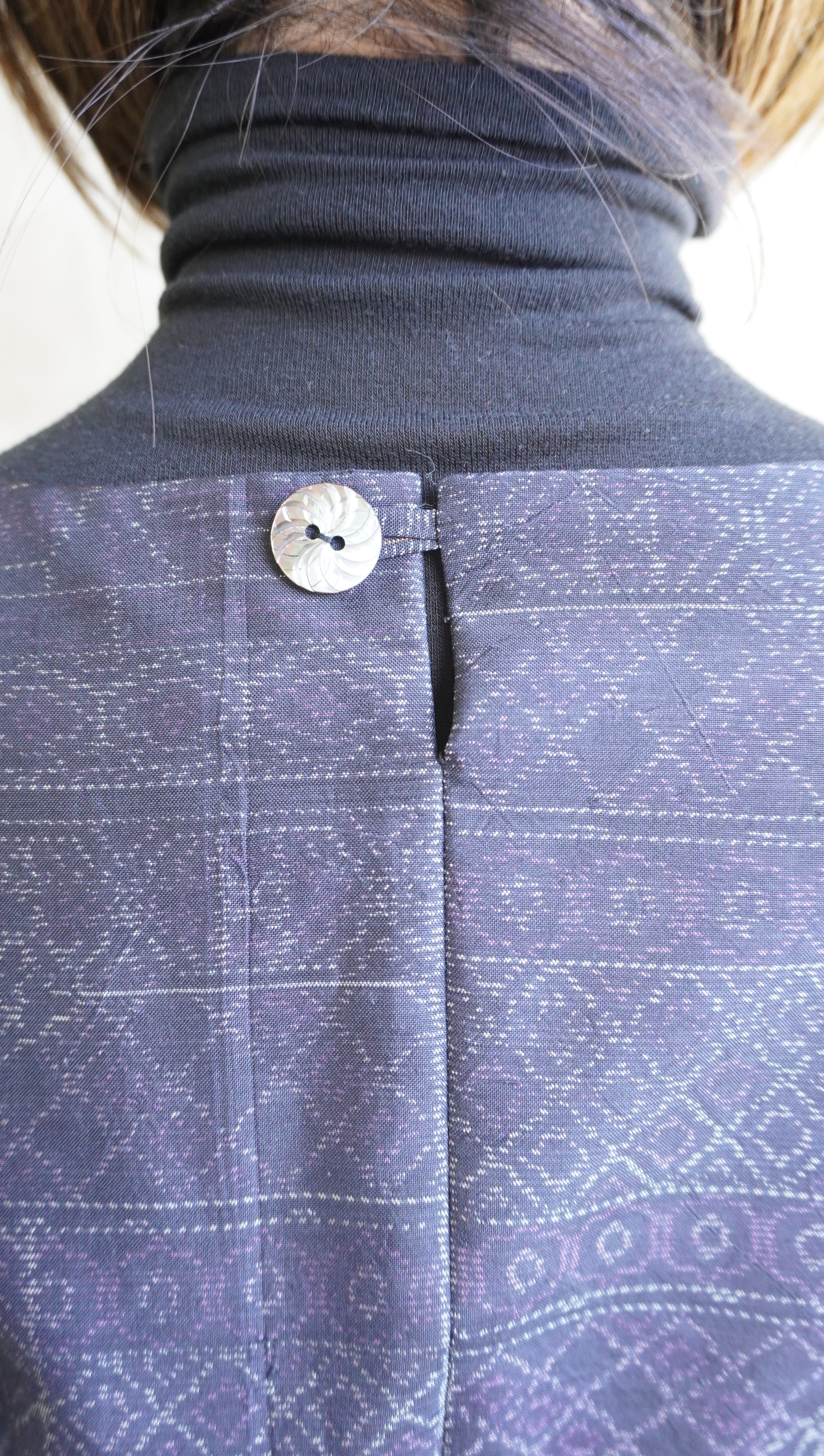 大島紬を使用した群青色のワンピース K188