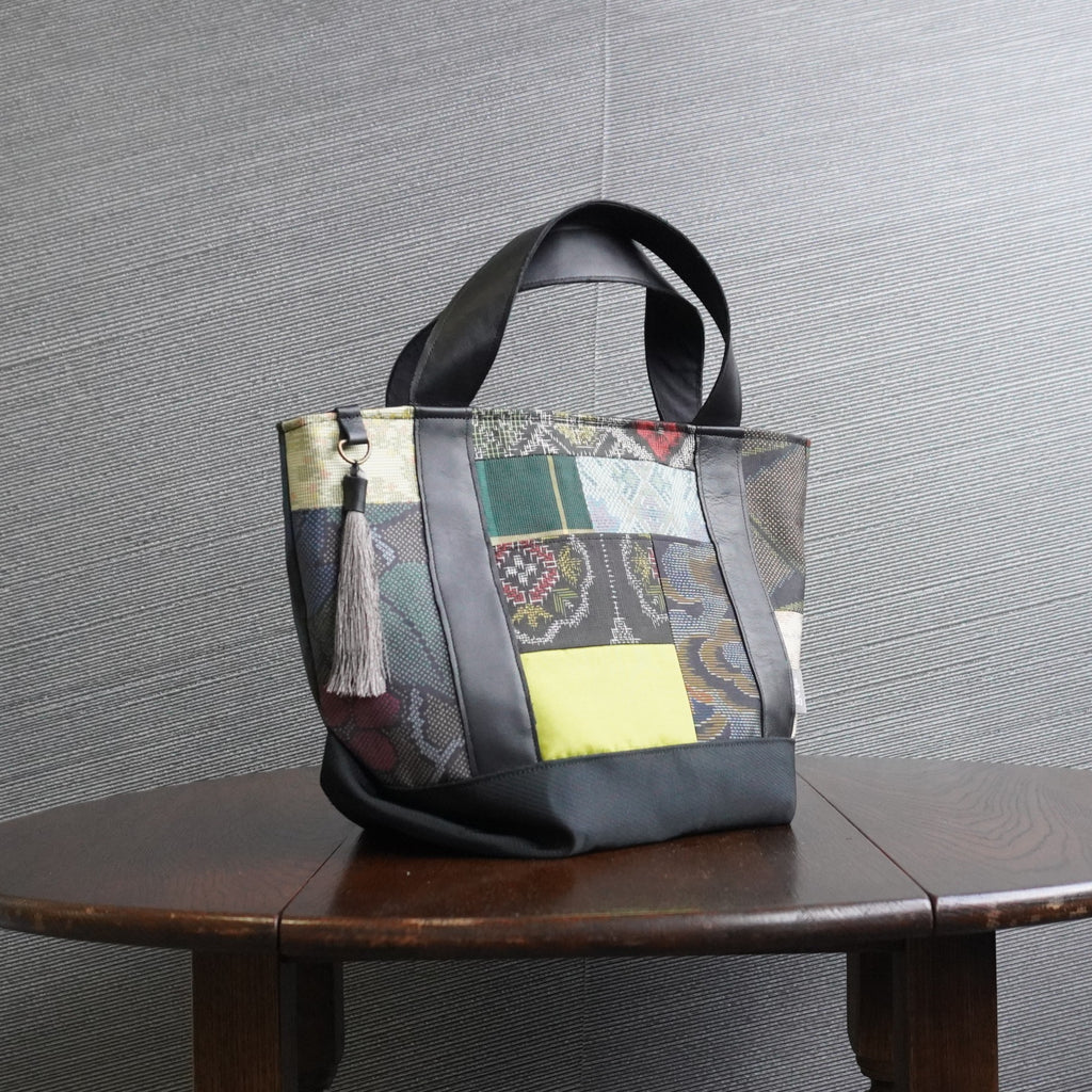 パッチワーク仕様のミニトートバッグ K193