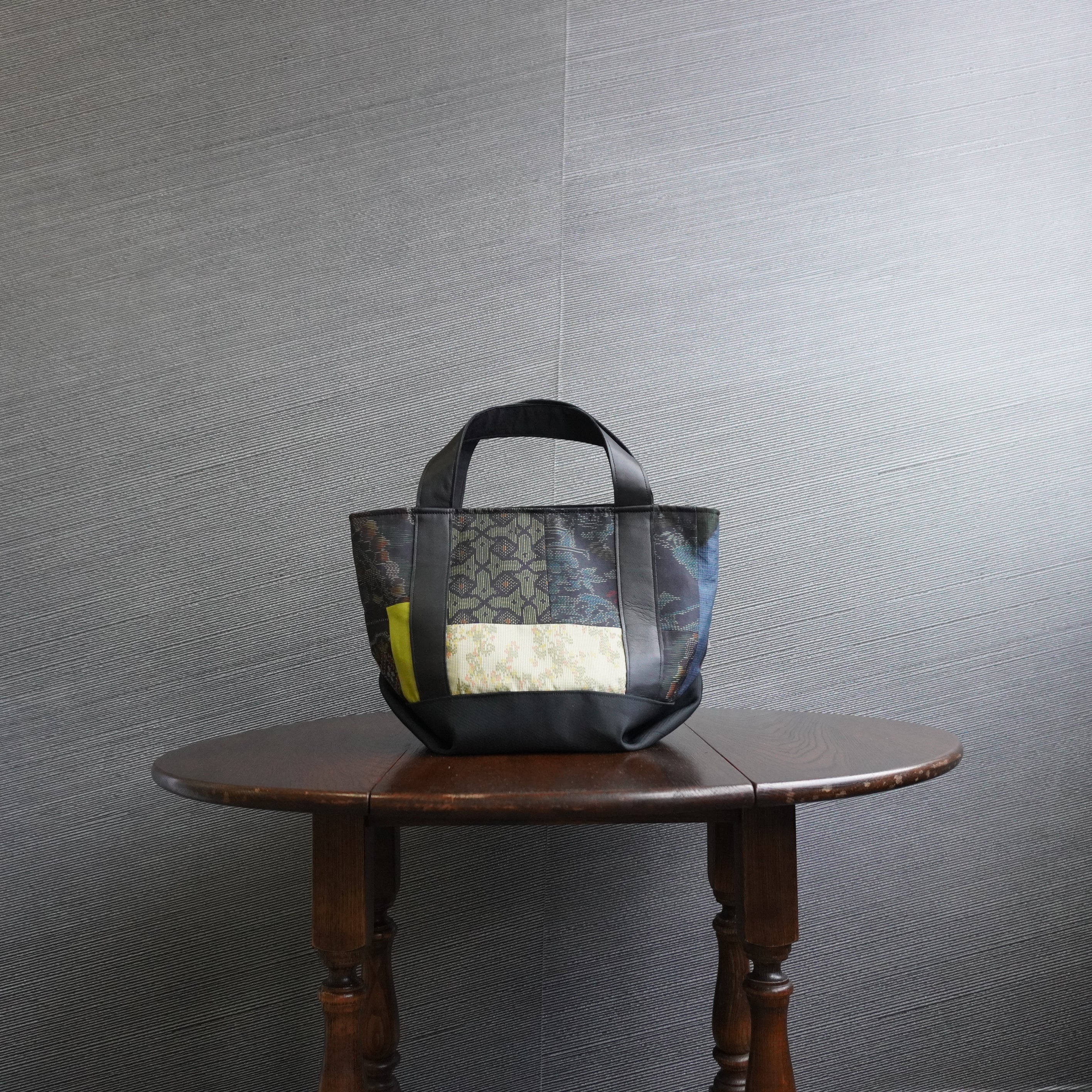 パッチワーク仕様のミニトートバッグ K193