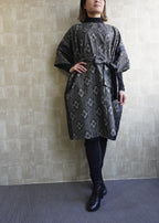 大島紬を使用した灰色のワンピース K190