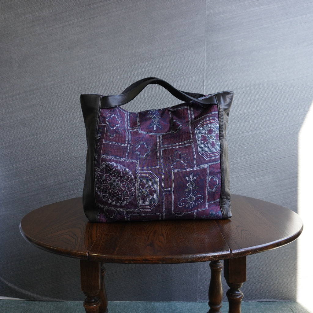 大島柄のプリント着物と本革レザートートバッグ　アップサイクルバッグ　K036